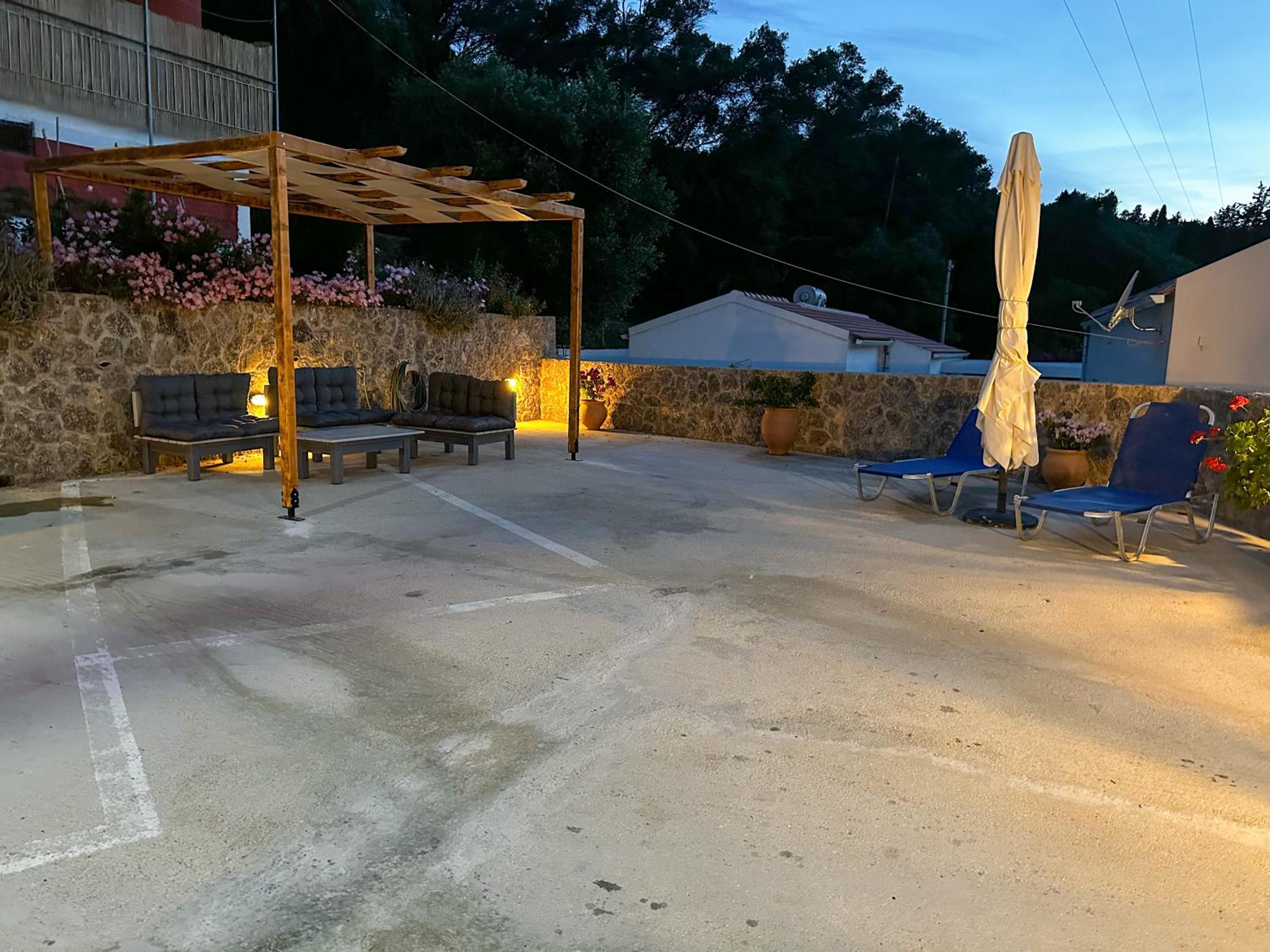 Gialos Holiday House