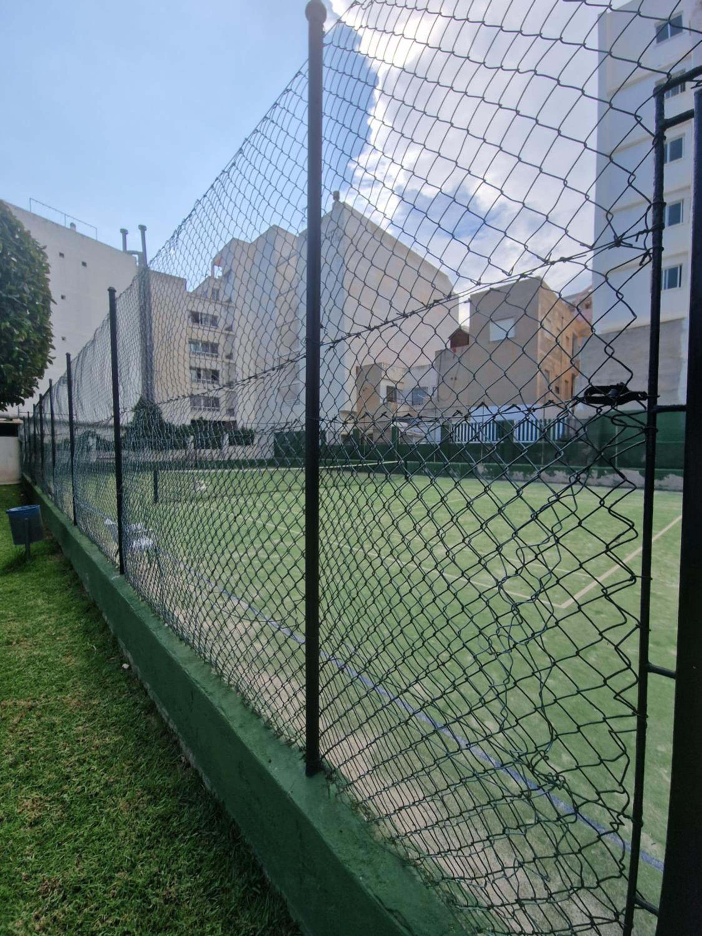 First line sea apartments