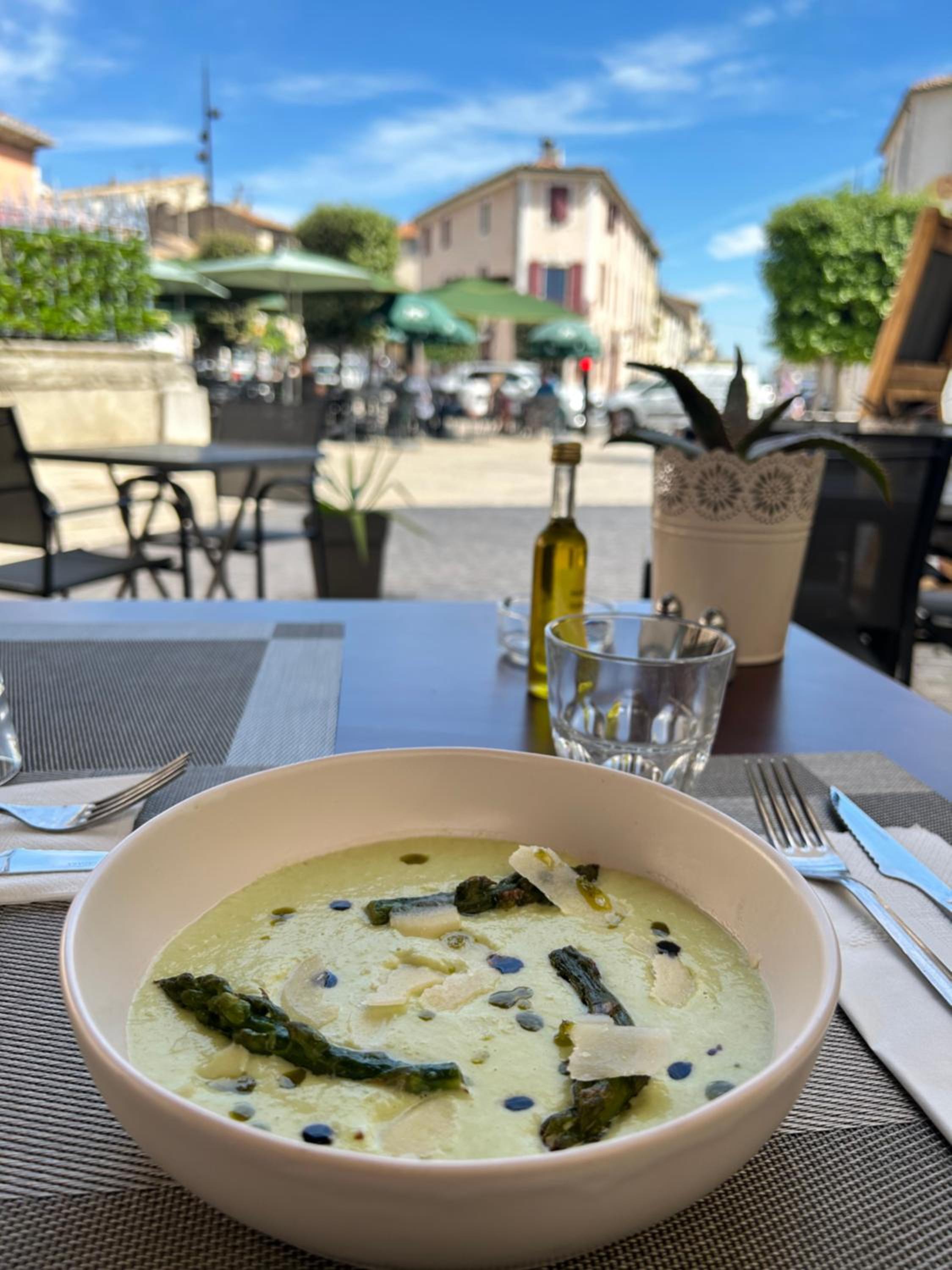 restaurant