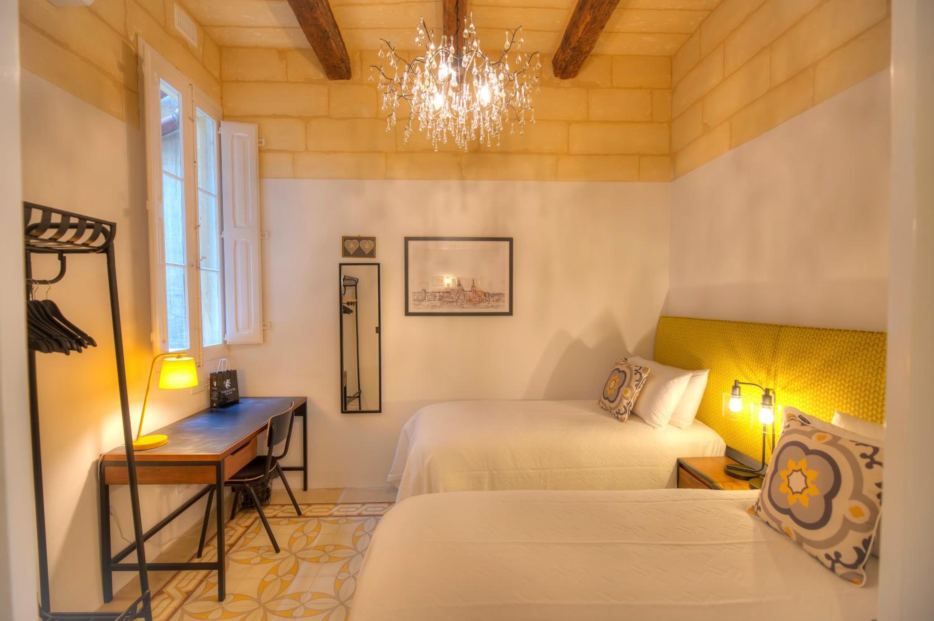 Traditional & chic 2 bedrooms in Valletta IMCD1-1 view 5