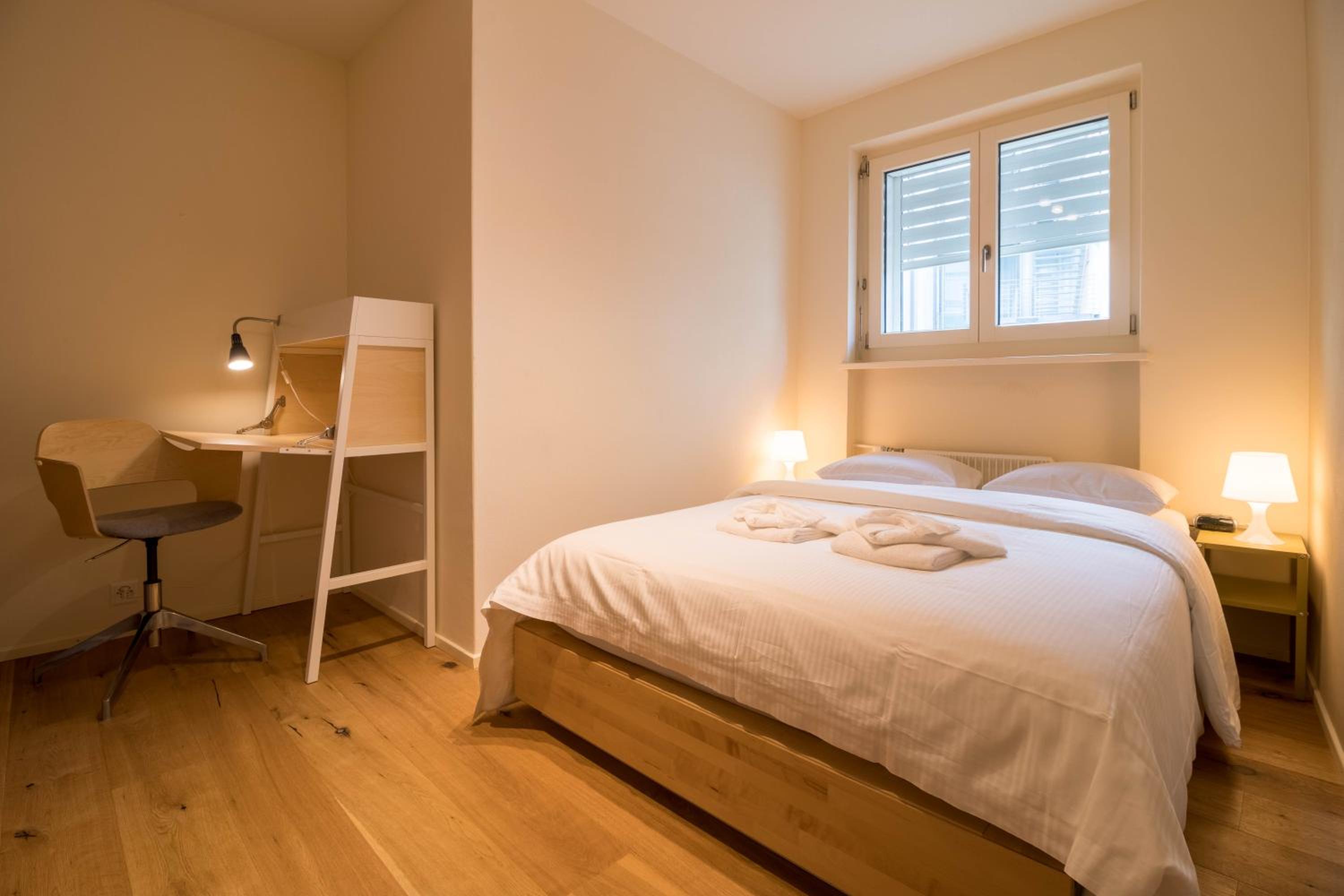 Viktoria B33 by Arosa Vacations, Exklusive App mit Bergblick im Zentrum
