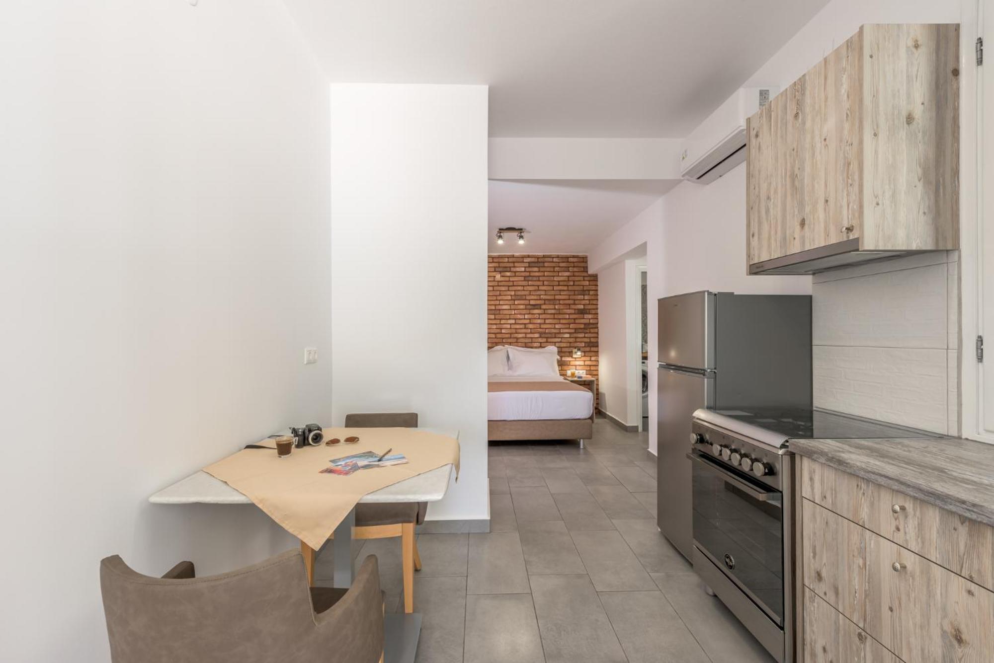 Armenakishouses