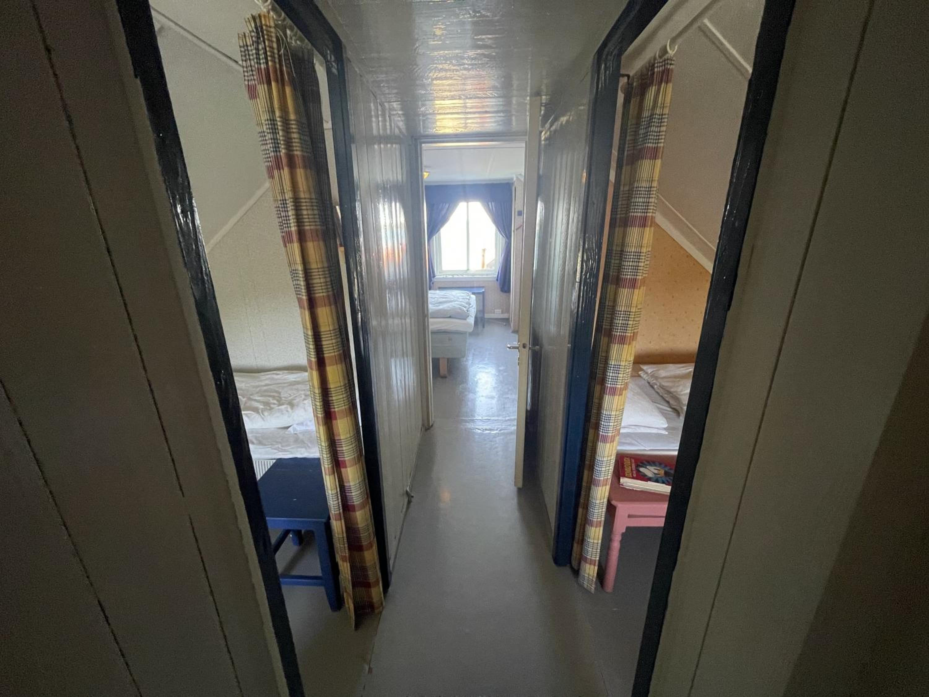 Perla - cabin by the sea close to sandy beaches view 4