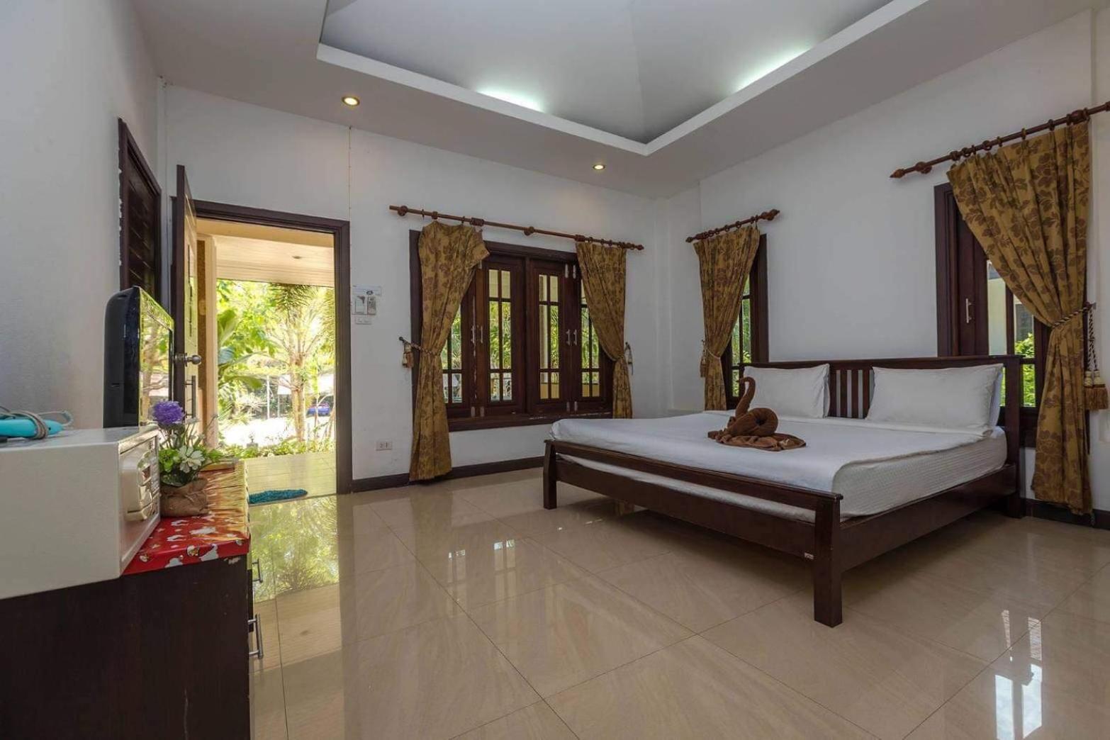 Oscar Villa Aonang Krabi