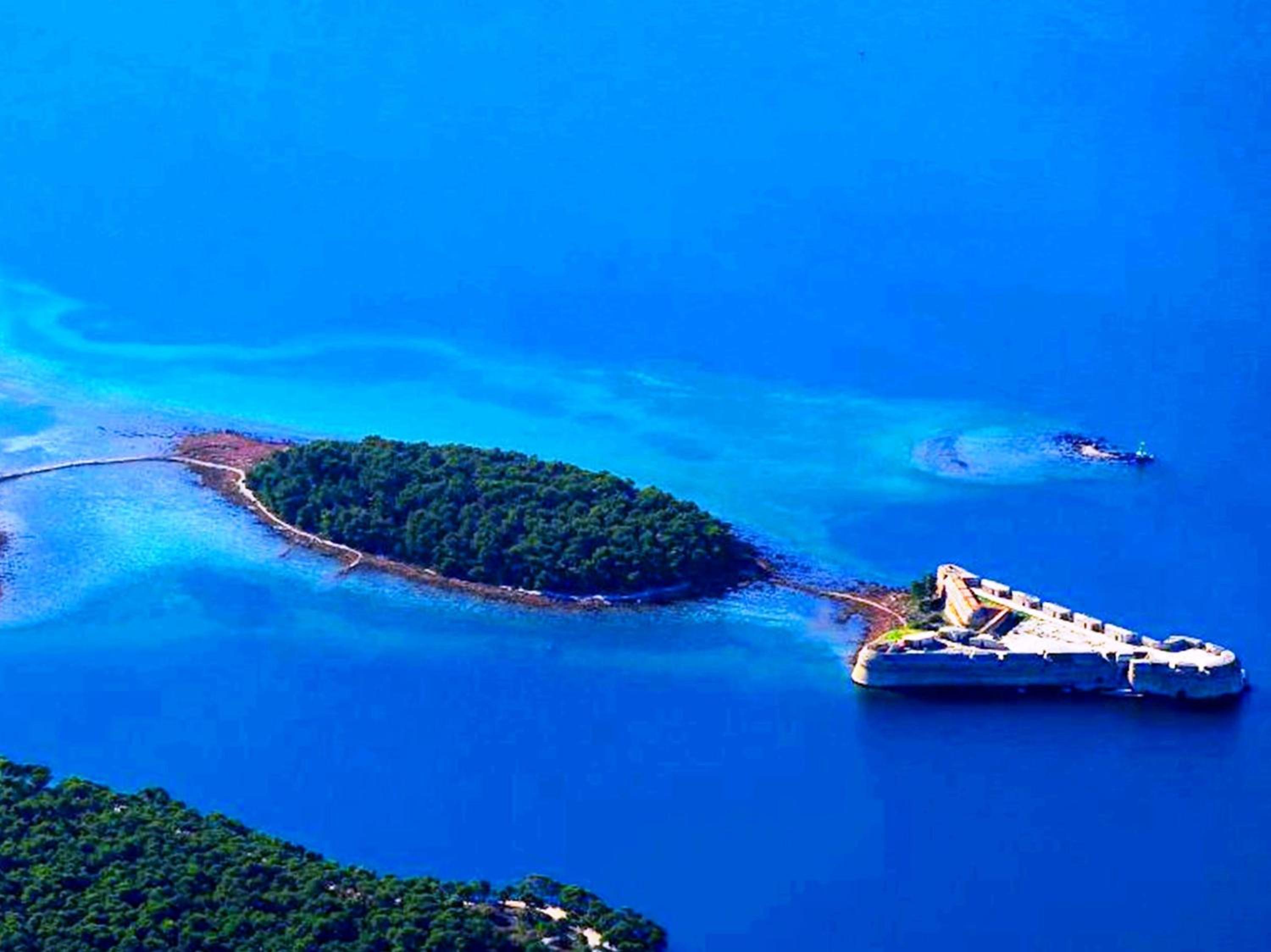 Hotel Central Sibenik Apartments - Image 1