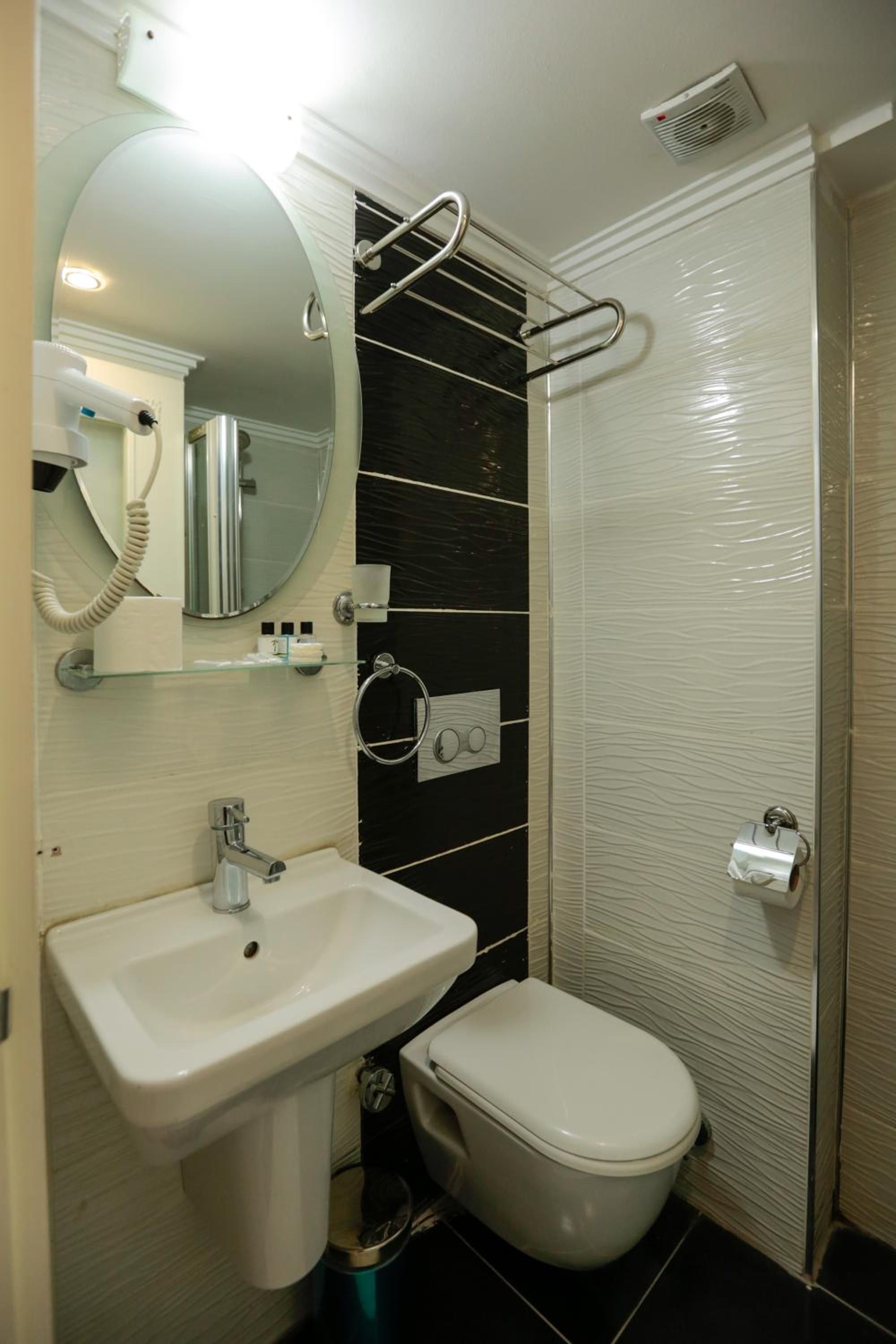 Nova City Hotel - Image 31