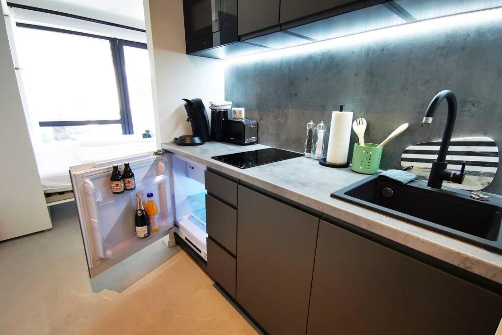 HH 04 by ROCKCHAIR - SUPERHOST Status - Modernes Apartment mit sonnigem Balkon & premium Boxspringbetten in Winterhude - Hamburg Top Geheimtipp