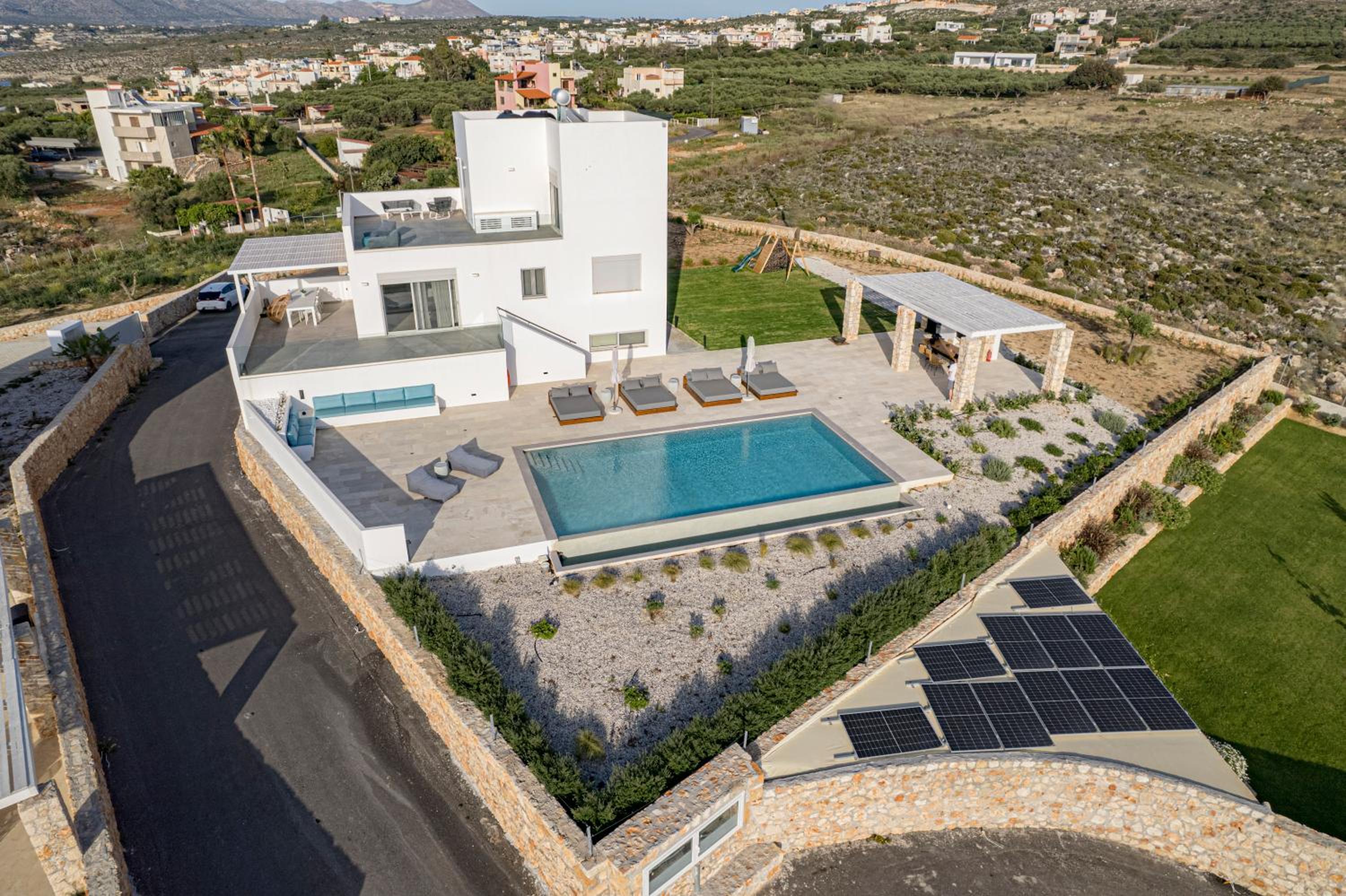 Tholaria Villa