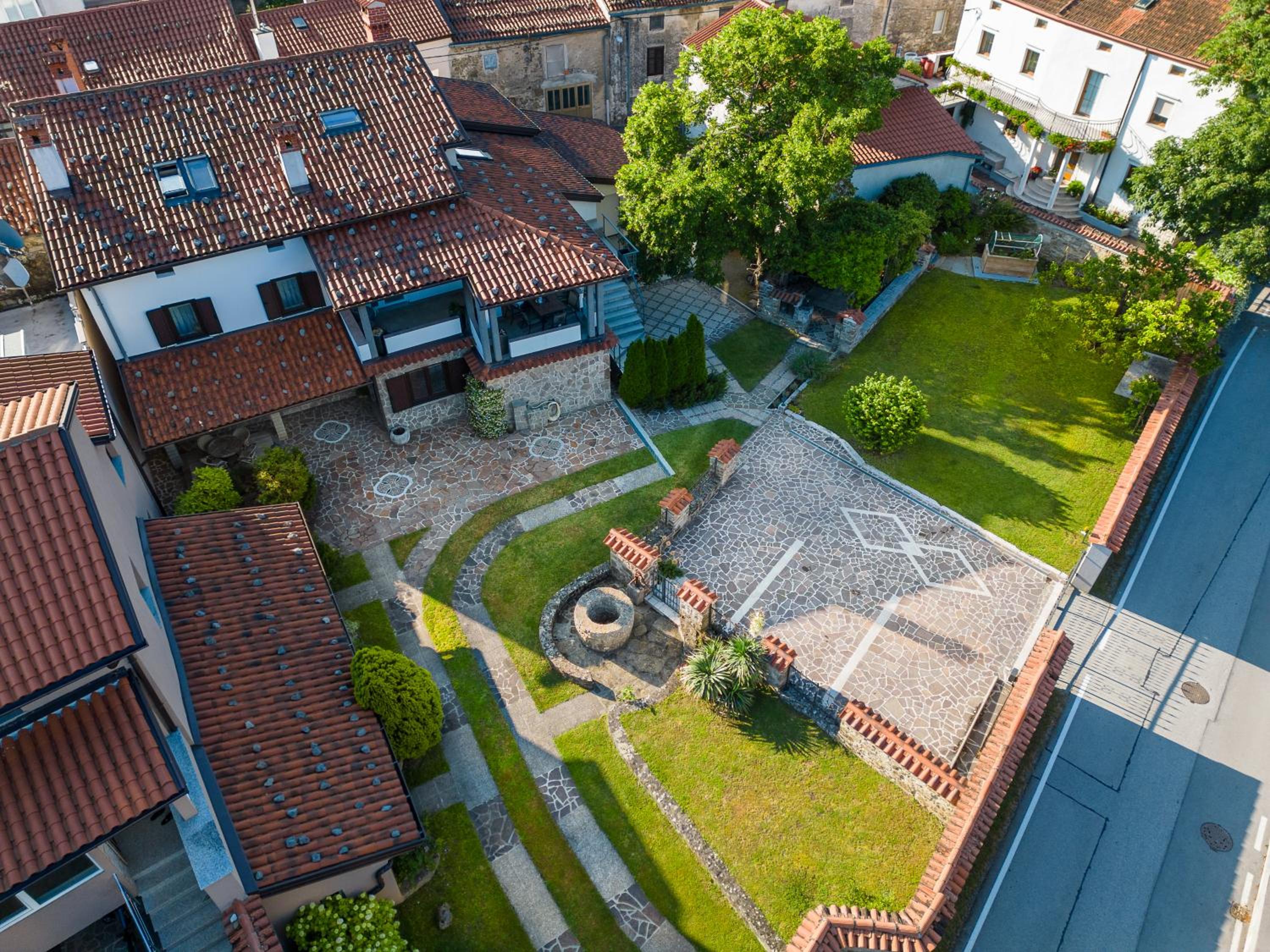 Guest House Žerjal view 3
