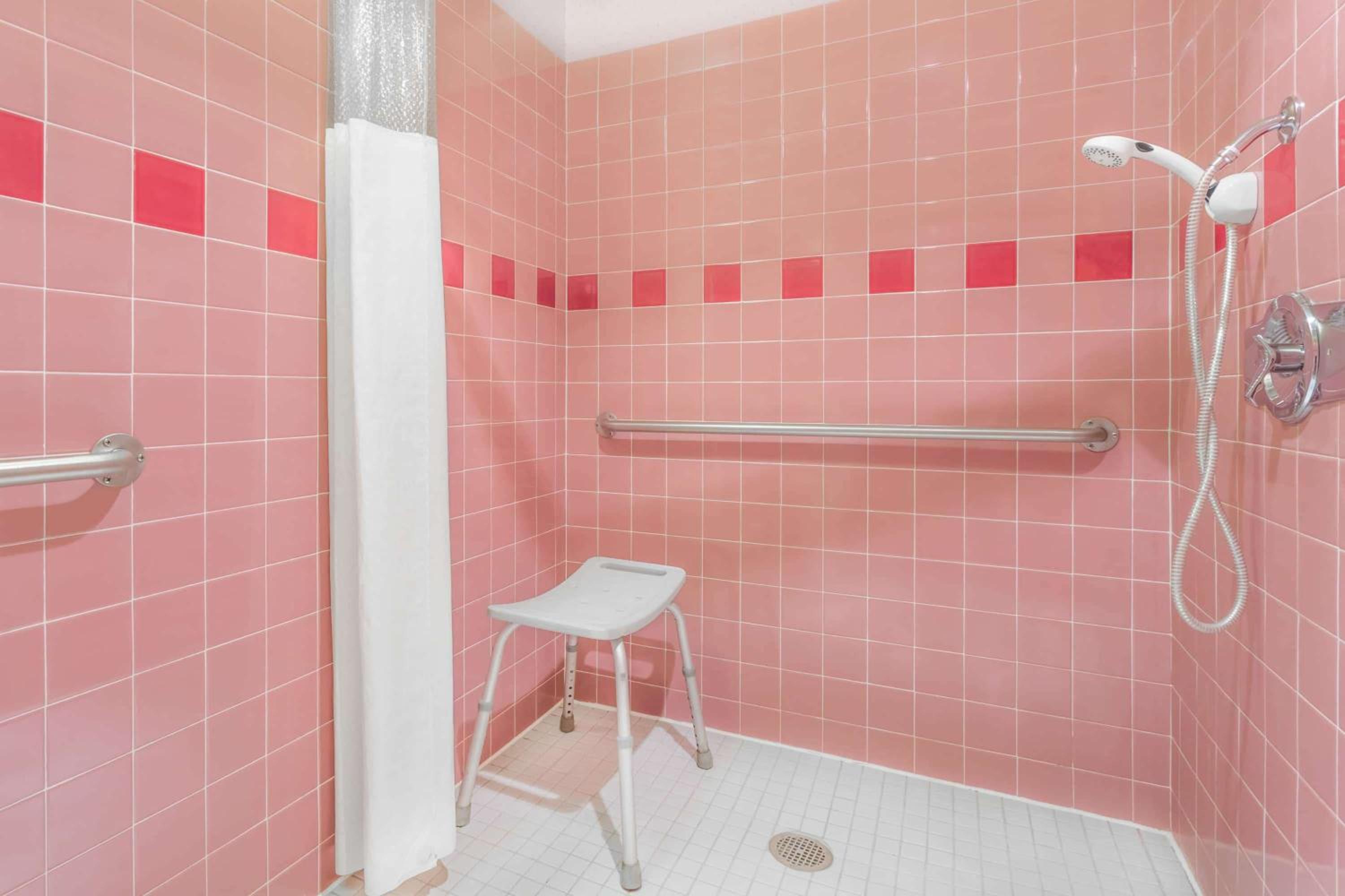 Travelodge by Wyndham Juneau - Property Image 31