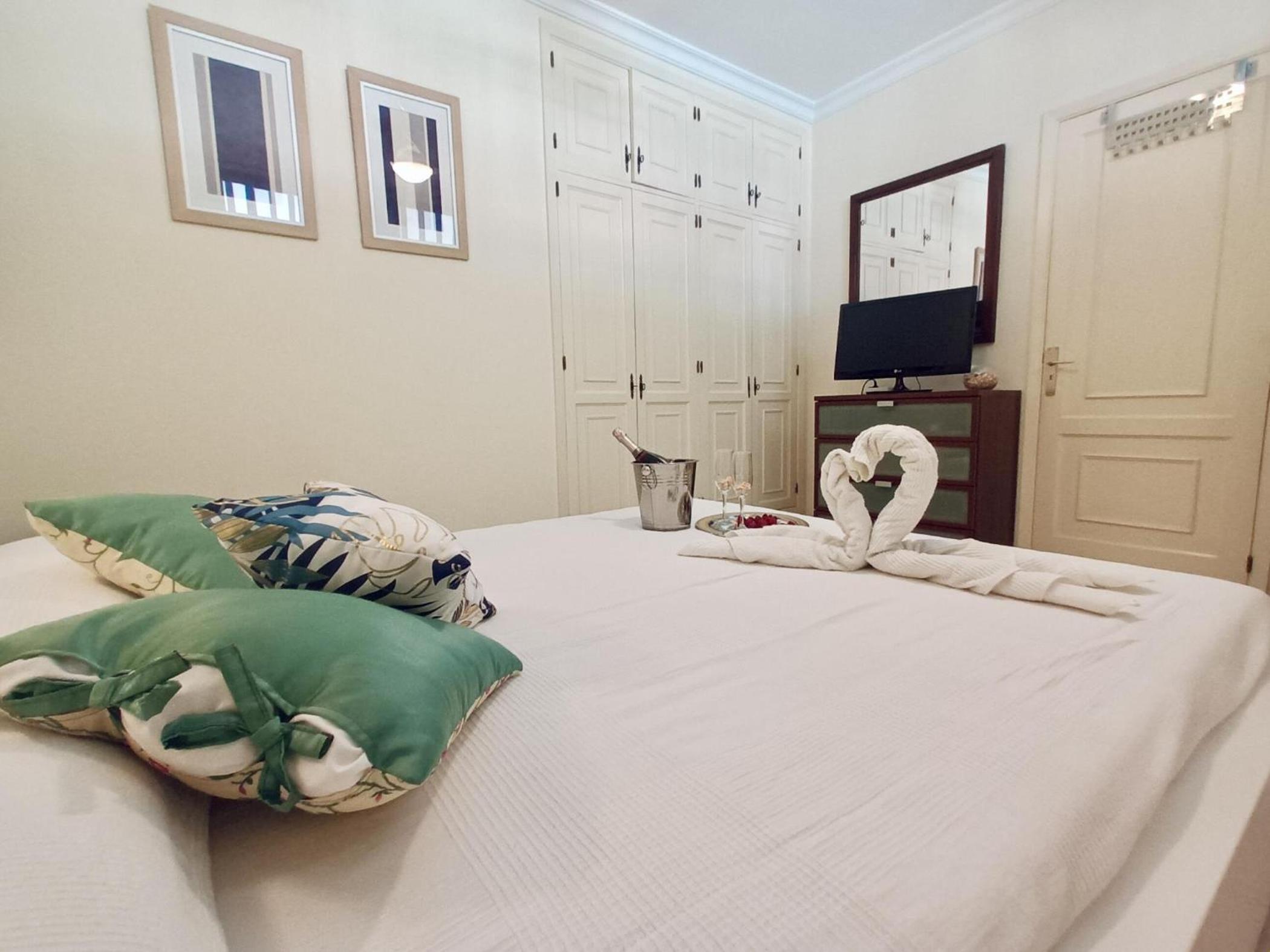 Encanto Holiday Home