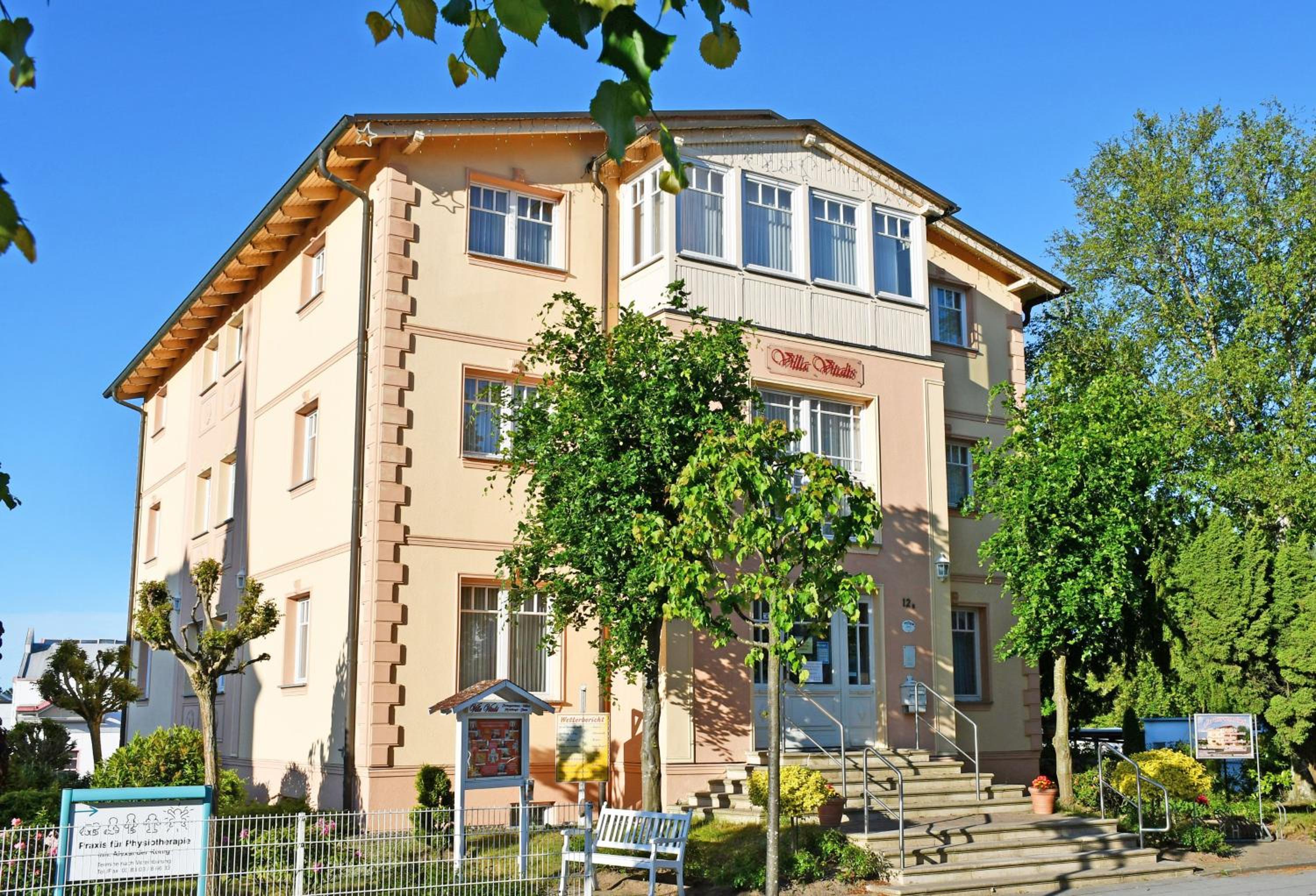 Villa Vitalis _ Appartements und W view 2