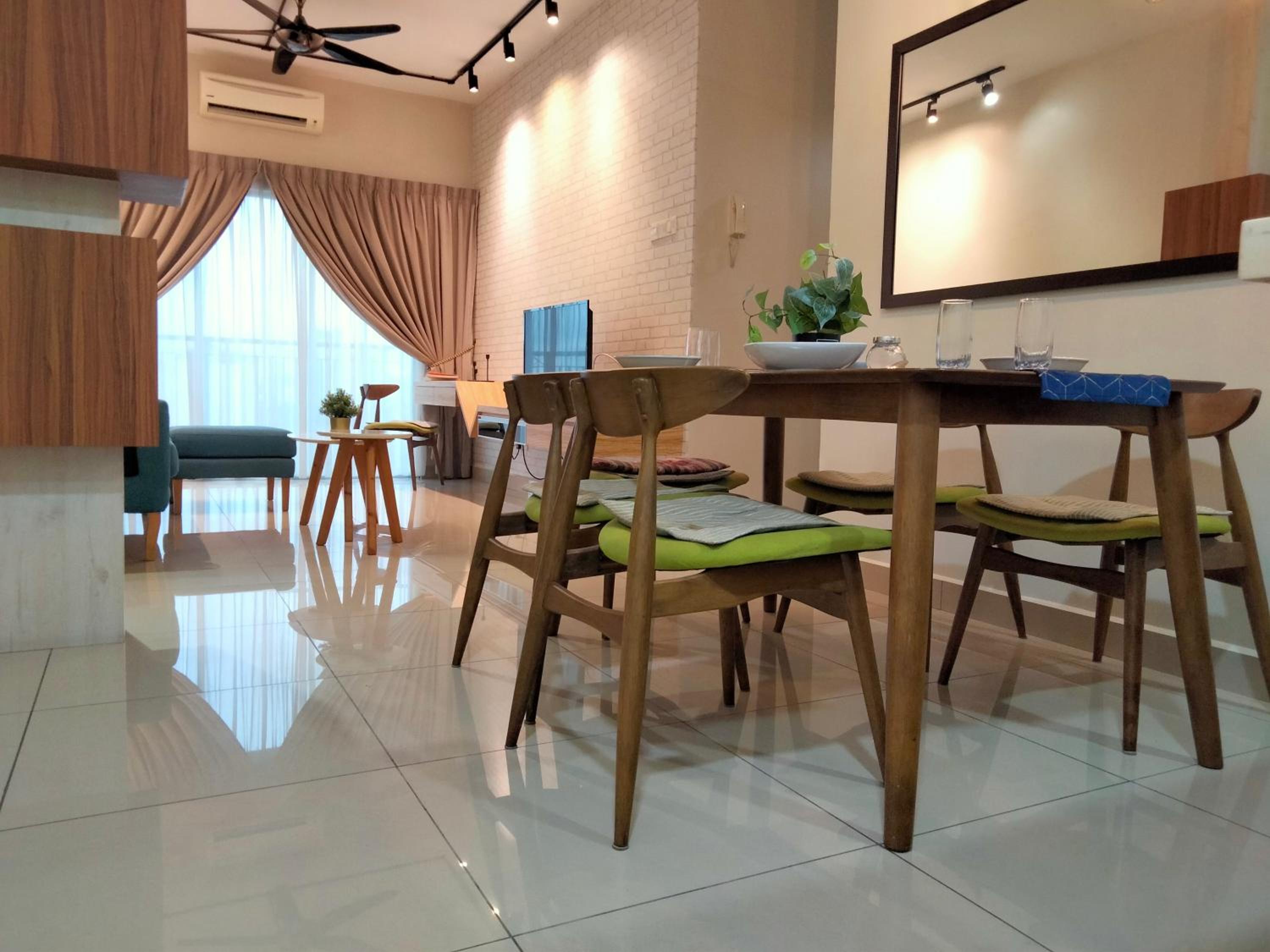 OUG Signature 3Br 6pax Old Klang Road