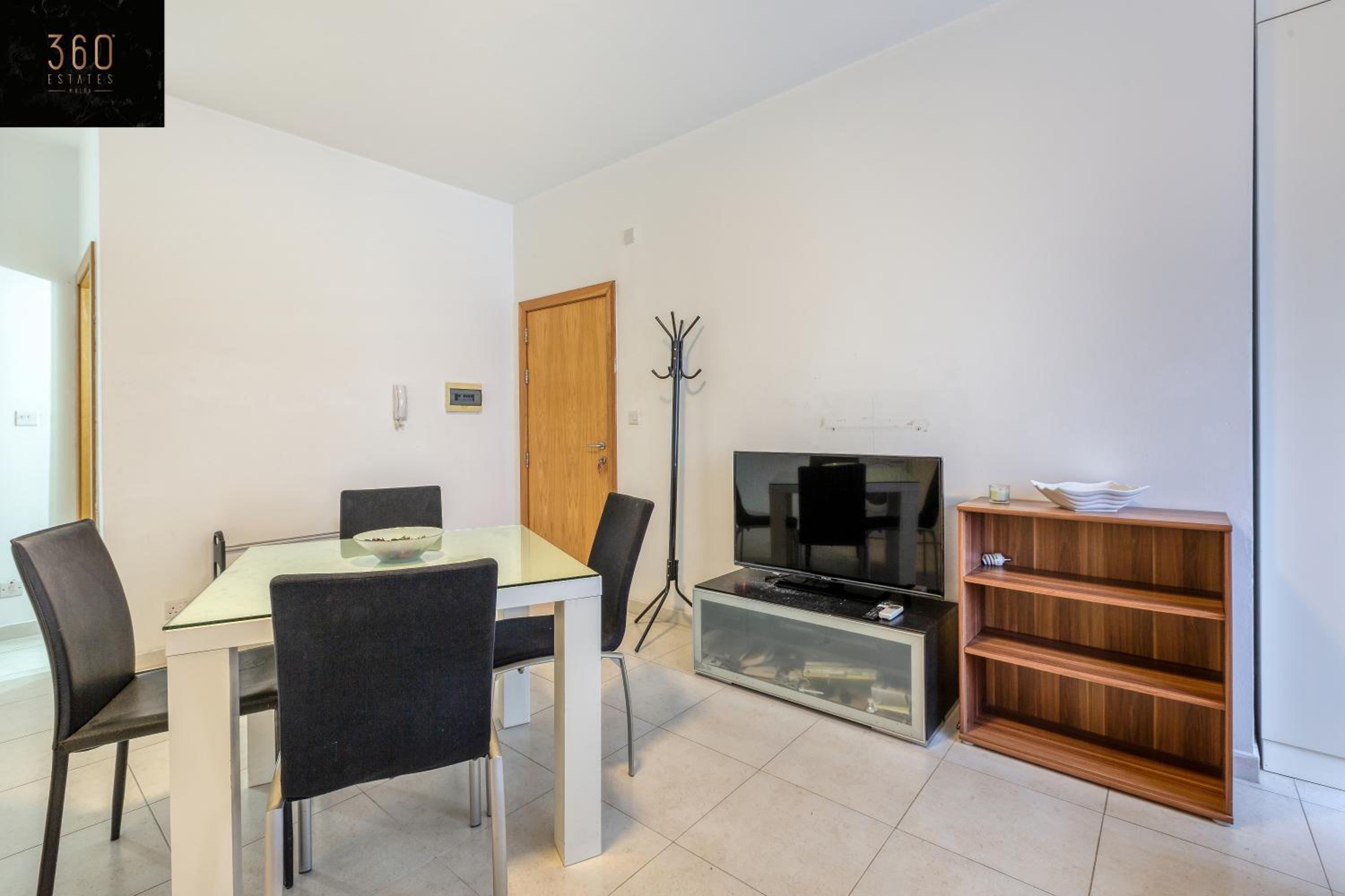 Stylish & Cozy 1 BR APT in the Heart of Paceville by 360 Estates photo 4