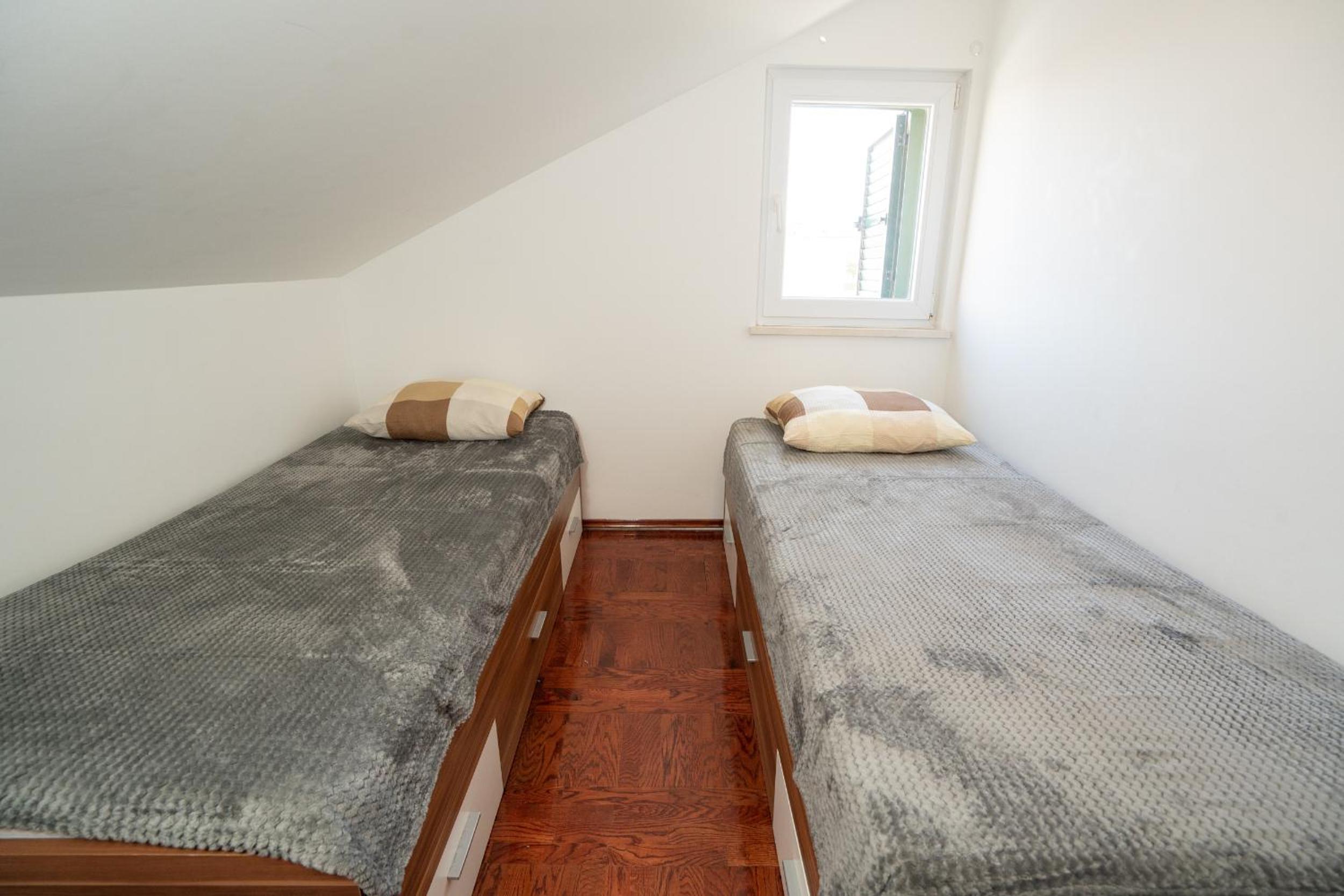 Moby apartments