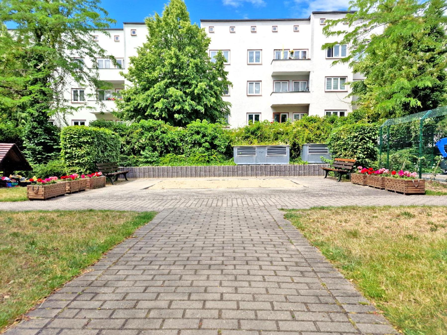 HappySide o Nord-West o Parkplatz o Auensee o WLAN