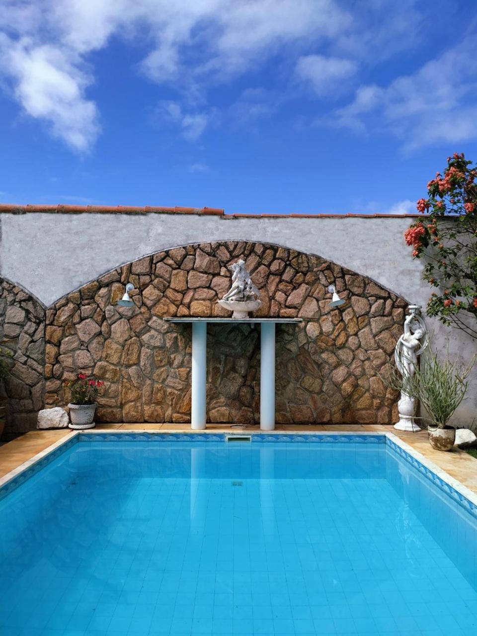Casa em Geribá com piscina e 6 quartos, sendo 5 suítes