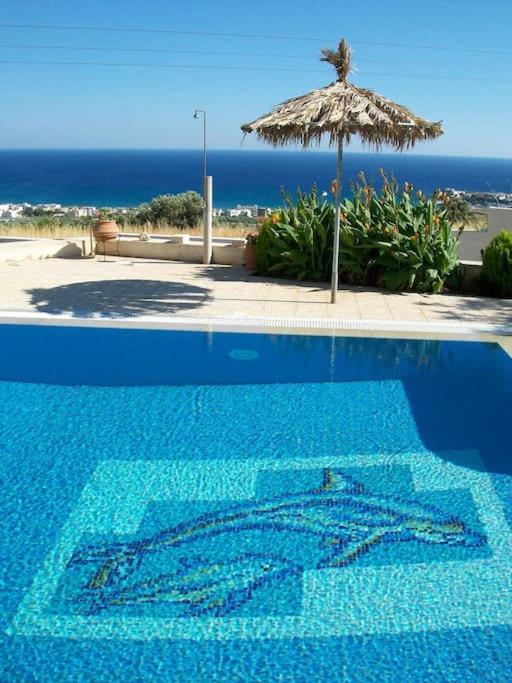 Giannis Seaview