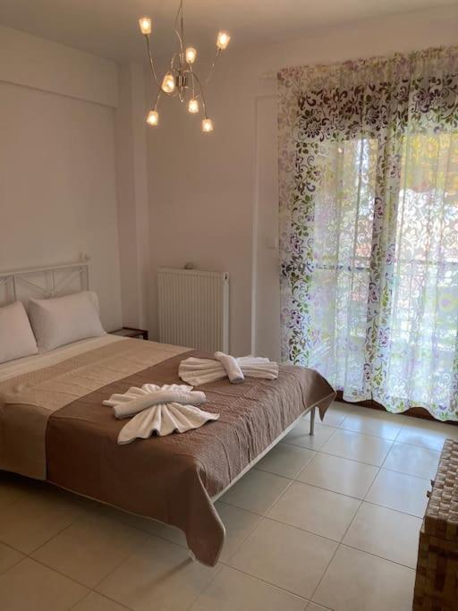 Vacation getaway Chalkidiki - spacious apartment close to the sea