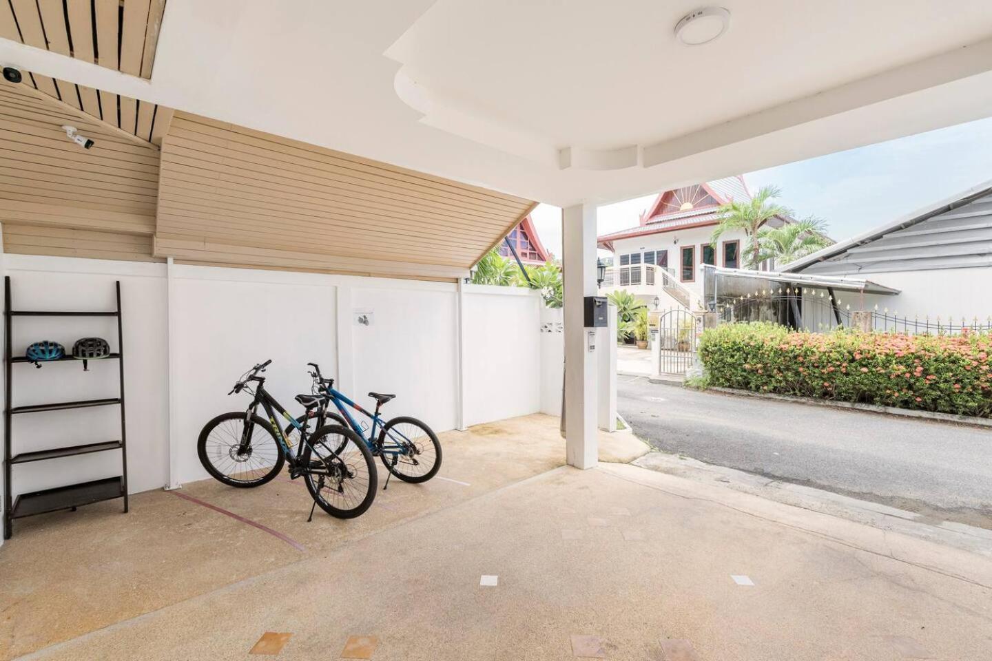 Chonlada Holiday Home - 2 BR Pool Access Bungalow - Kamala Beach