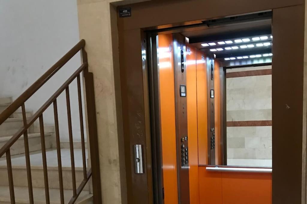 Apartamento cómodo y espacioso con parking