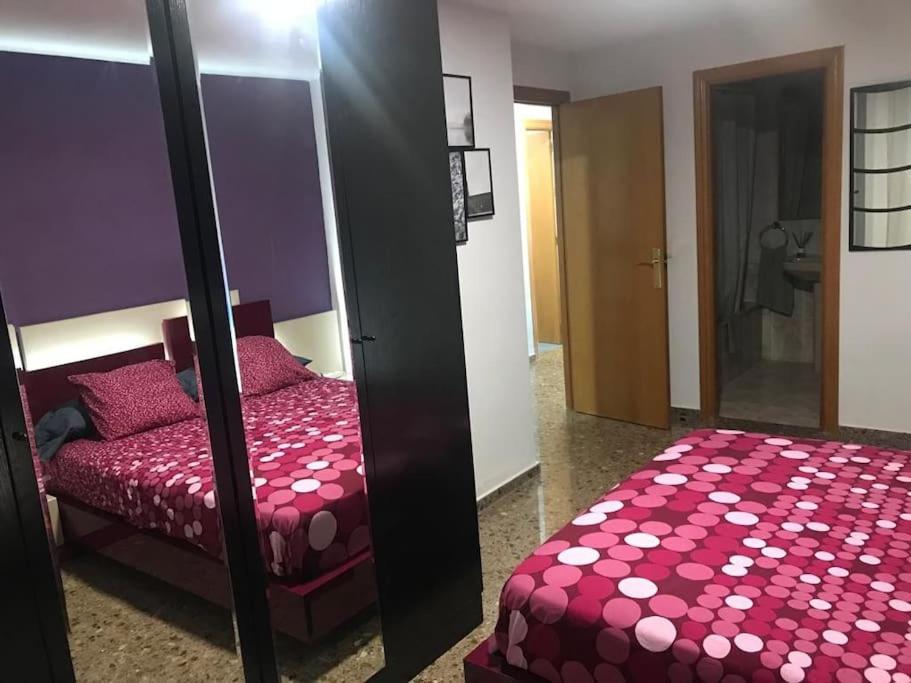 Apartamento cómodo y espacioso con parking