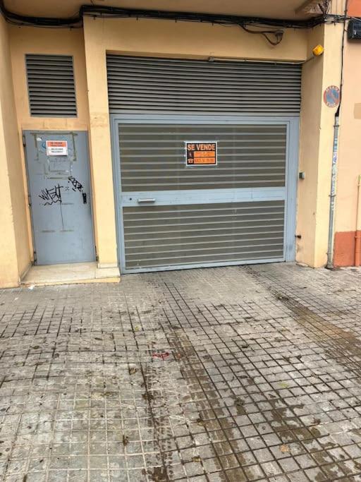 Apartamento cómodo y espacioso con parking