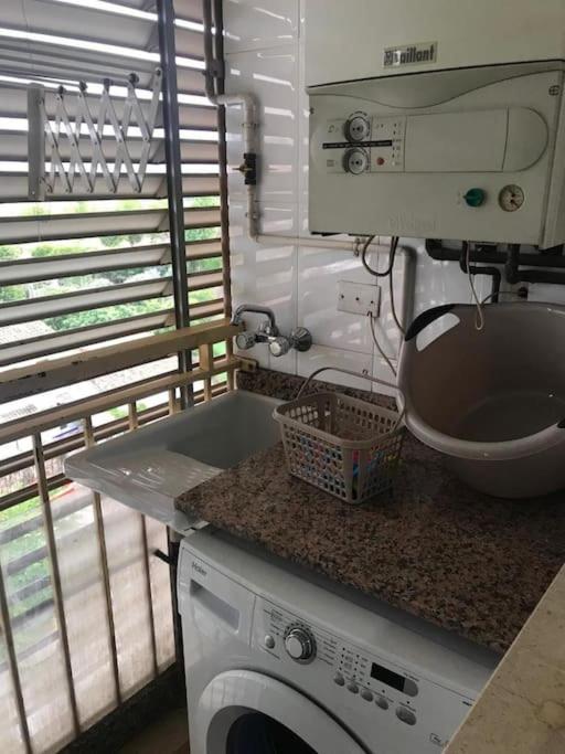 Apartamento cómodo y espacioso con parking