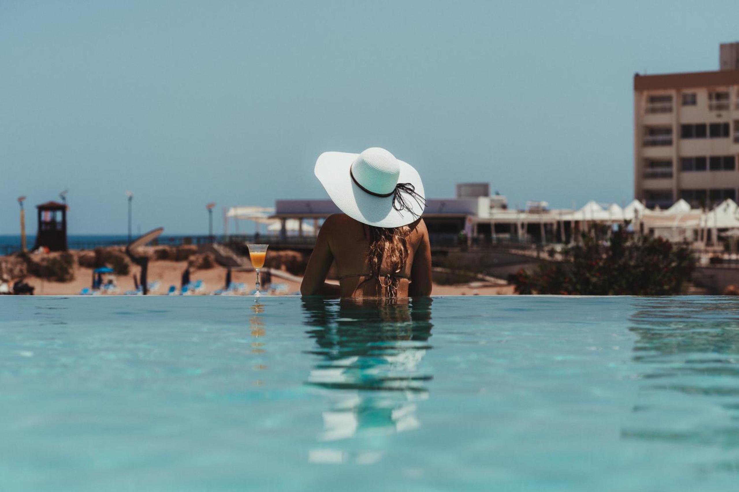 Protaras Beachfront Villa Blue Waves