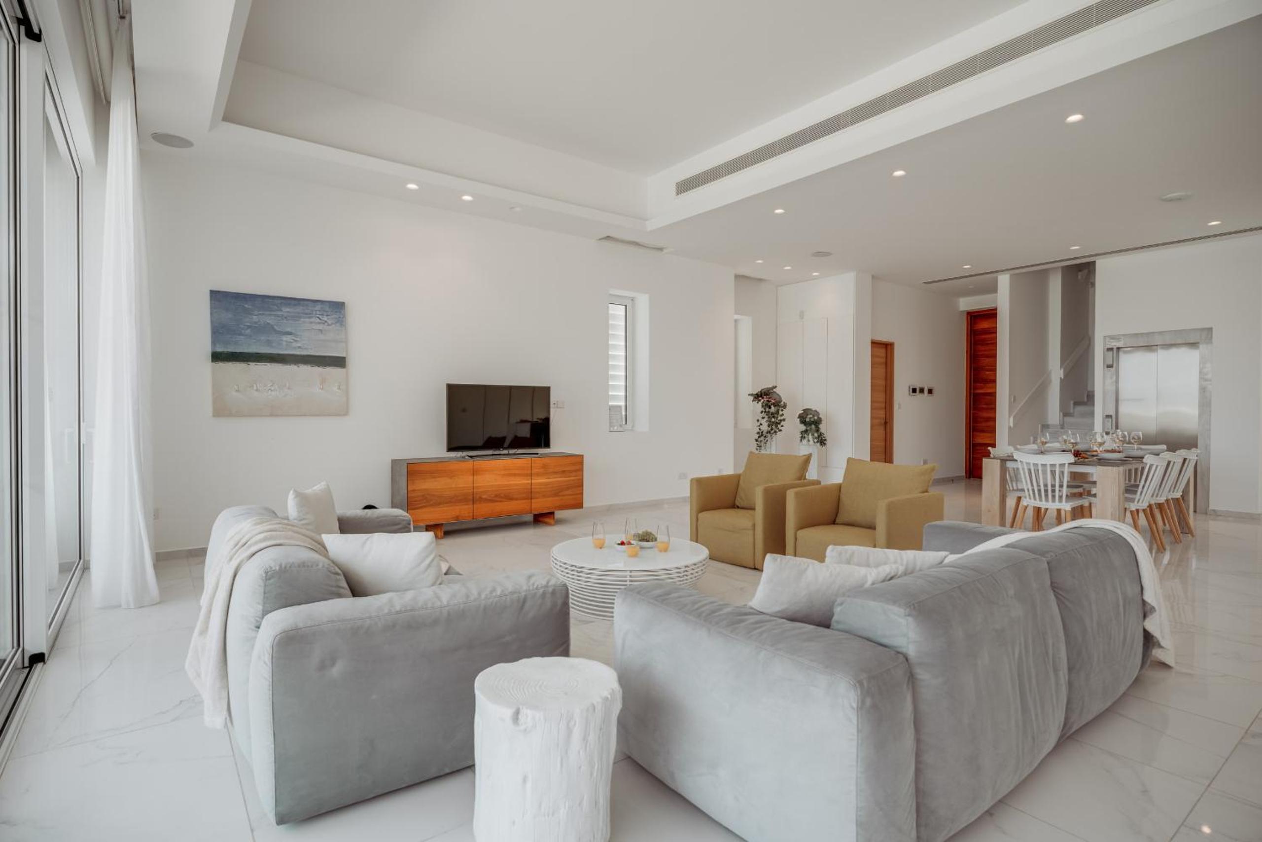 Protaras Beachfront Villa Blue Waves