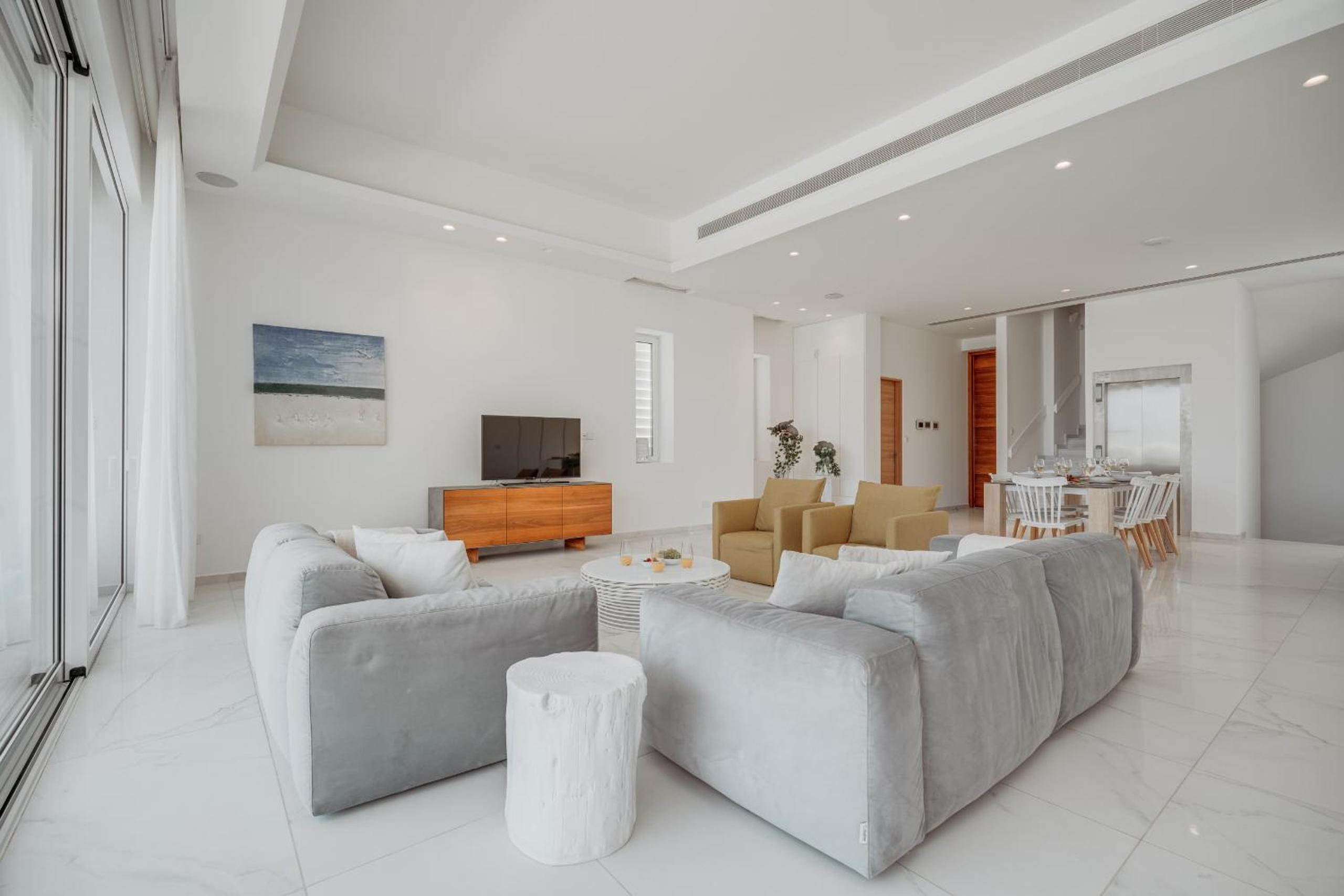 Protaras Beachfront Villa Blue Waves
