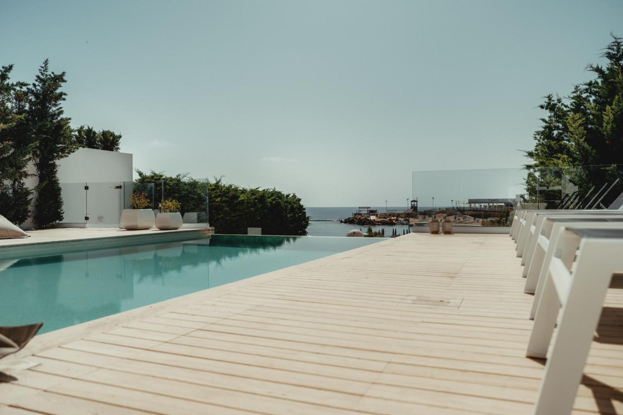Protaras Beachfront Villa Blue Waves