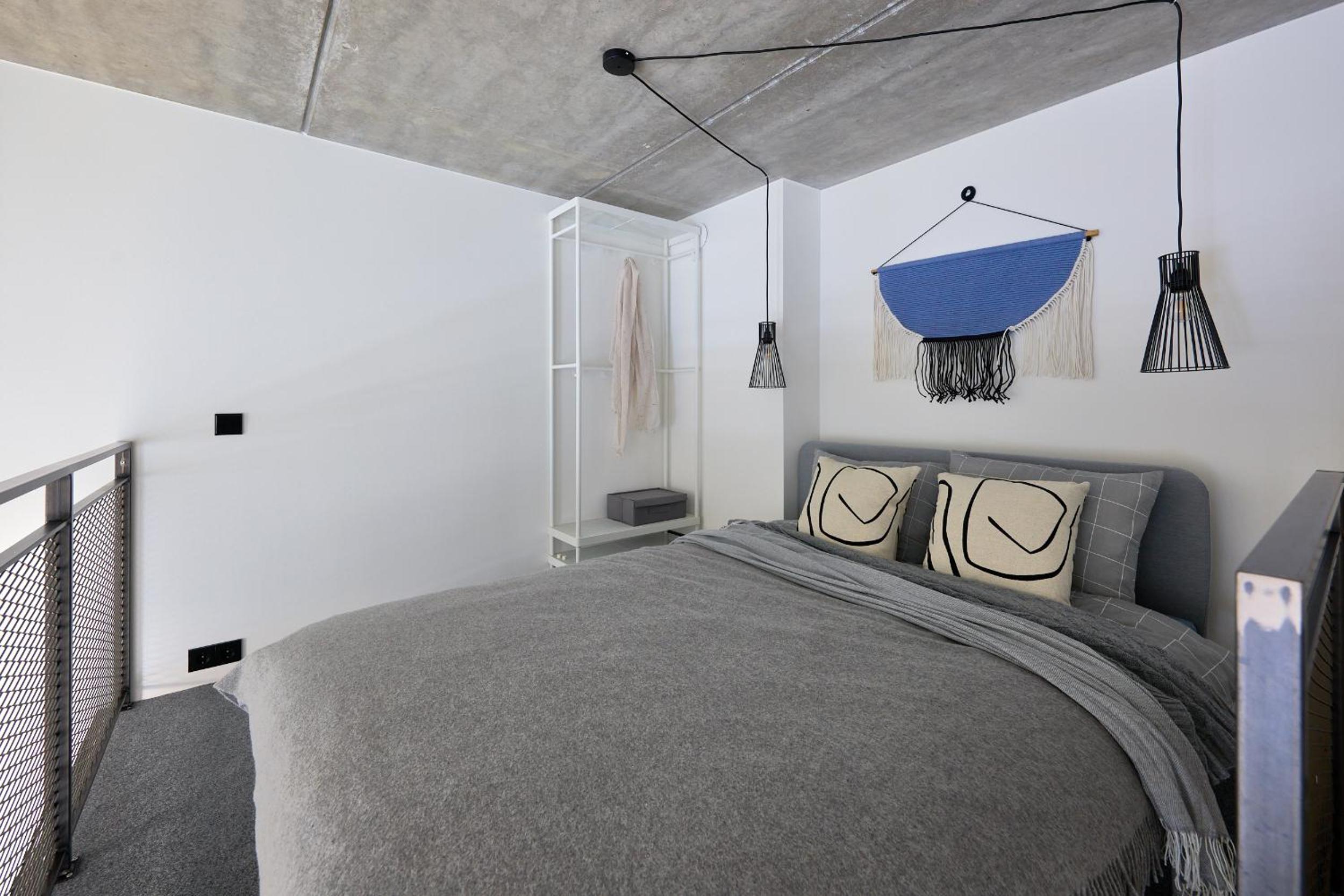 21 Stylish Lofts by Dream Stay view 3