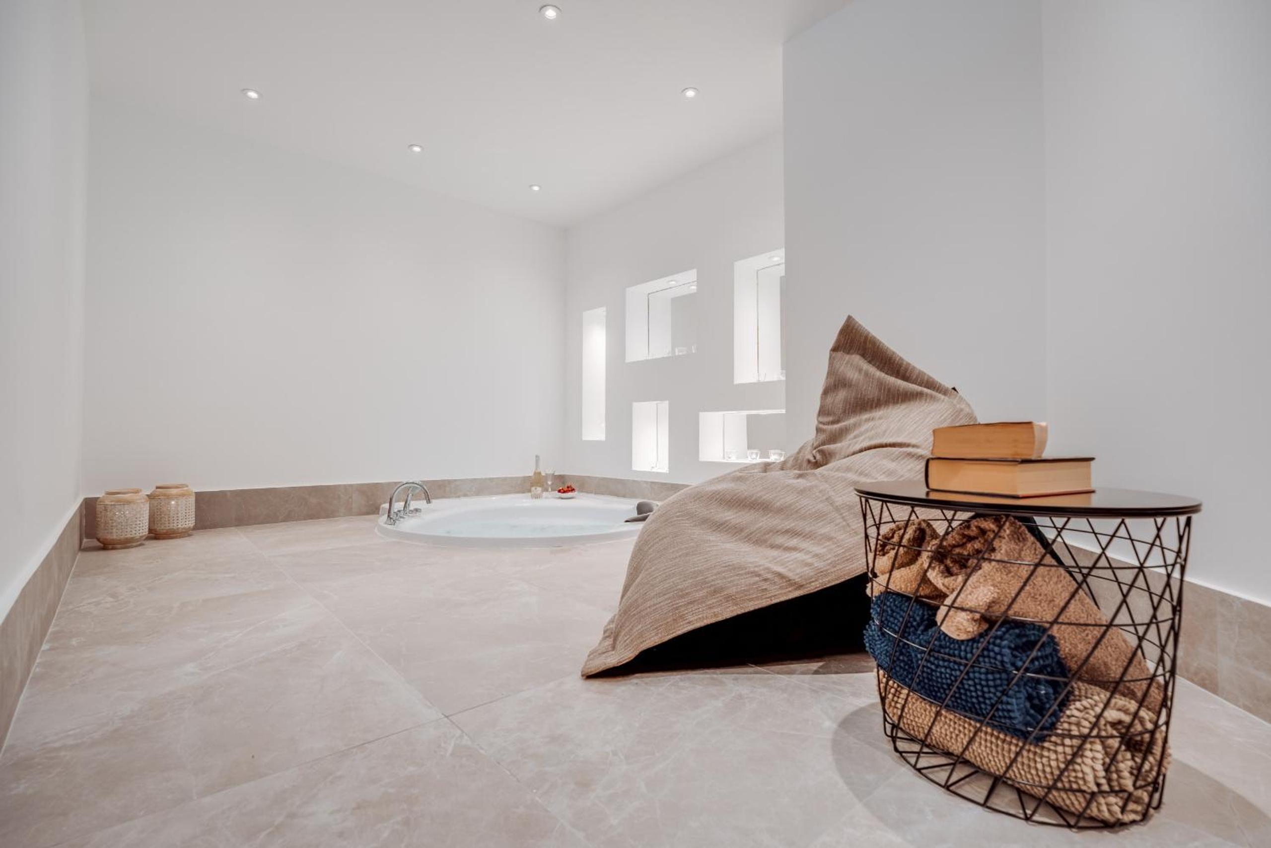 Protaras Beachfront Villa Blue Waves