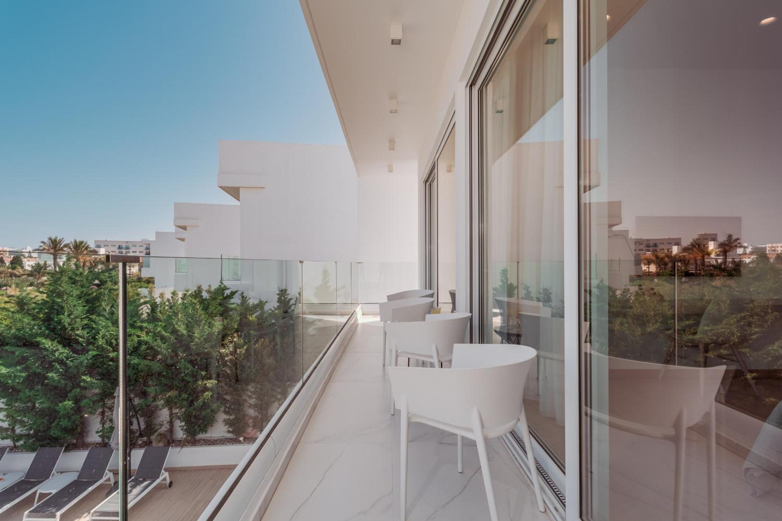 Protaras Beachfront Villa Blue Waves