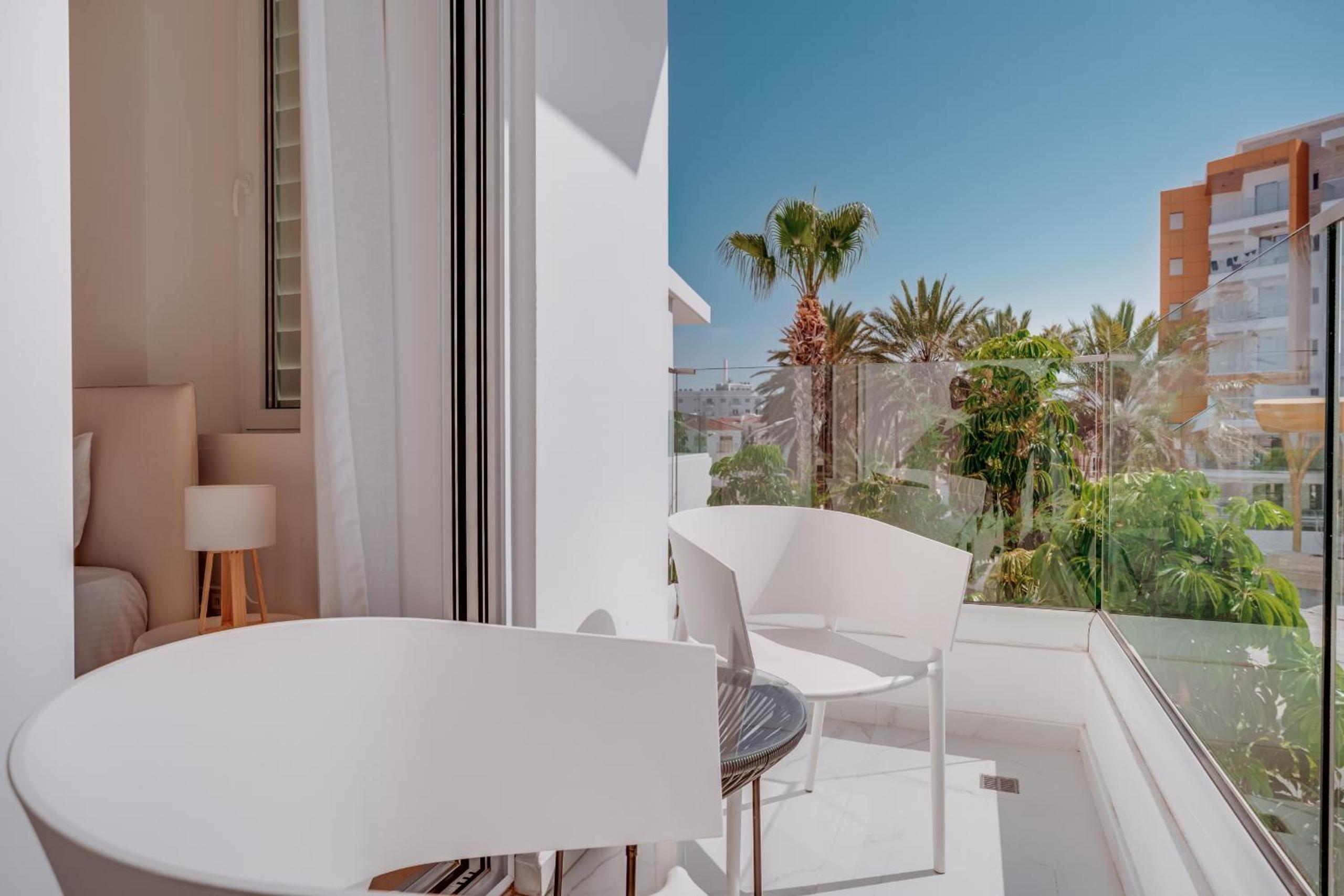 Protaras Beachfront Villa Blue Waves