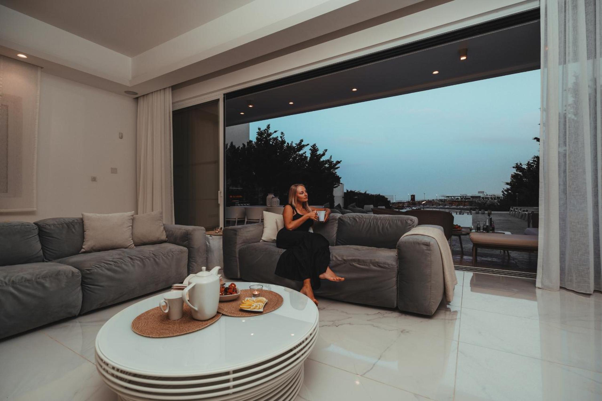 Protaras Beachfront Villa Blue Waves
