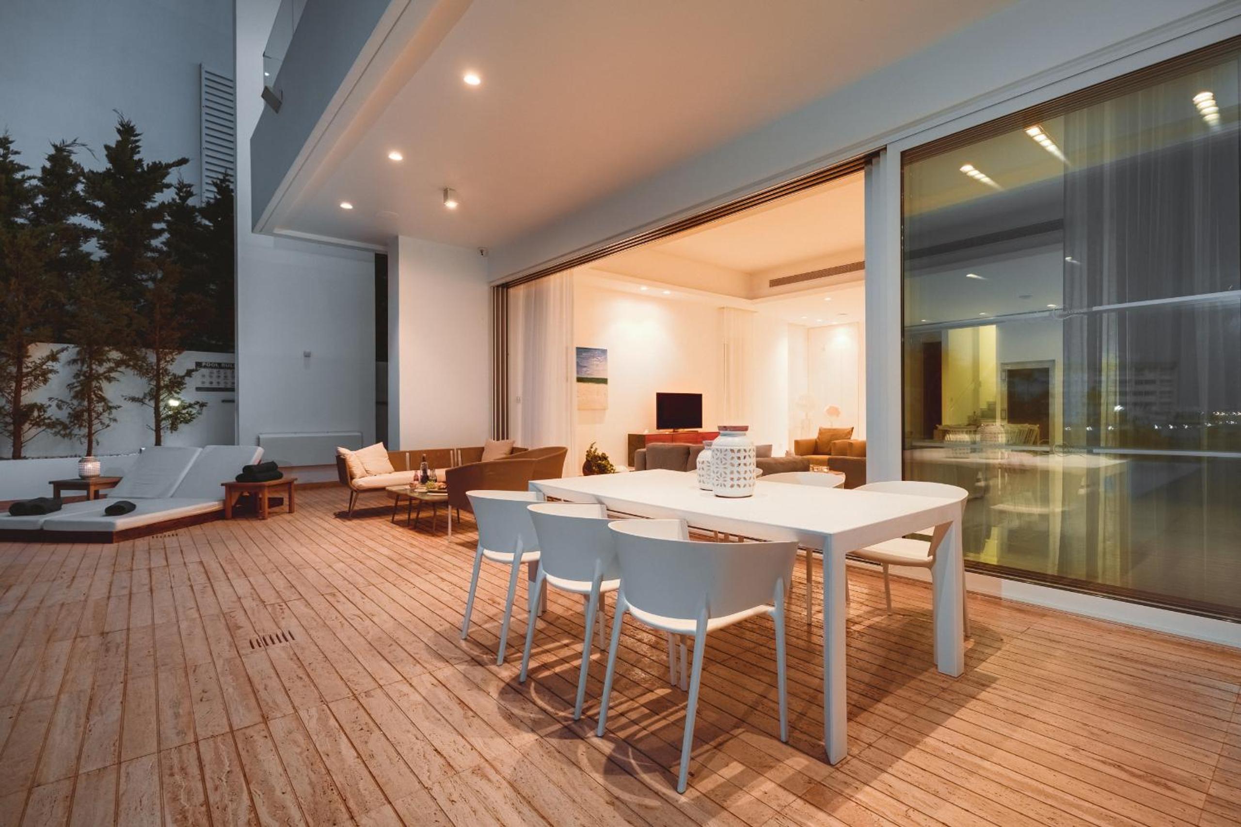 Protaras Beachfront Villa Blue Waves