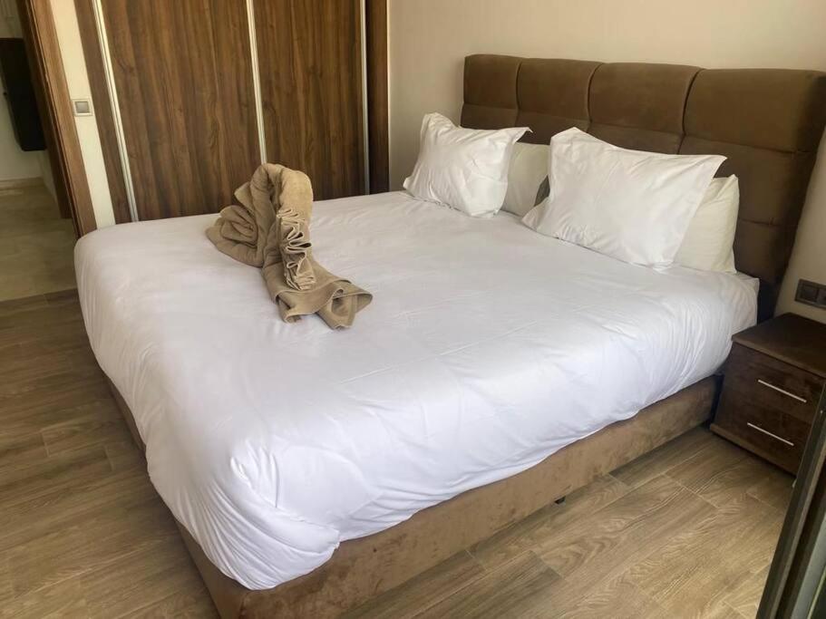 Appartement plaisant et bien équipé avec piscine view 5