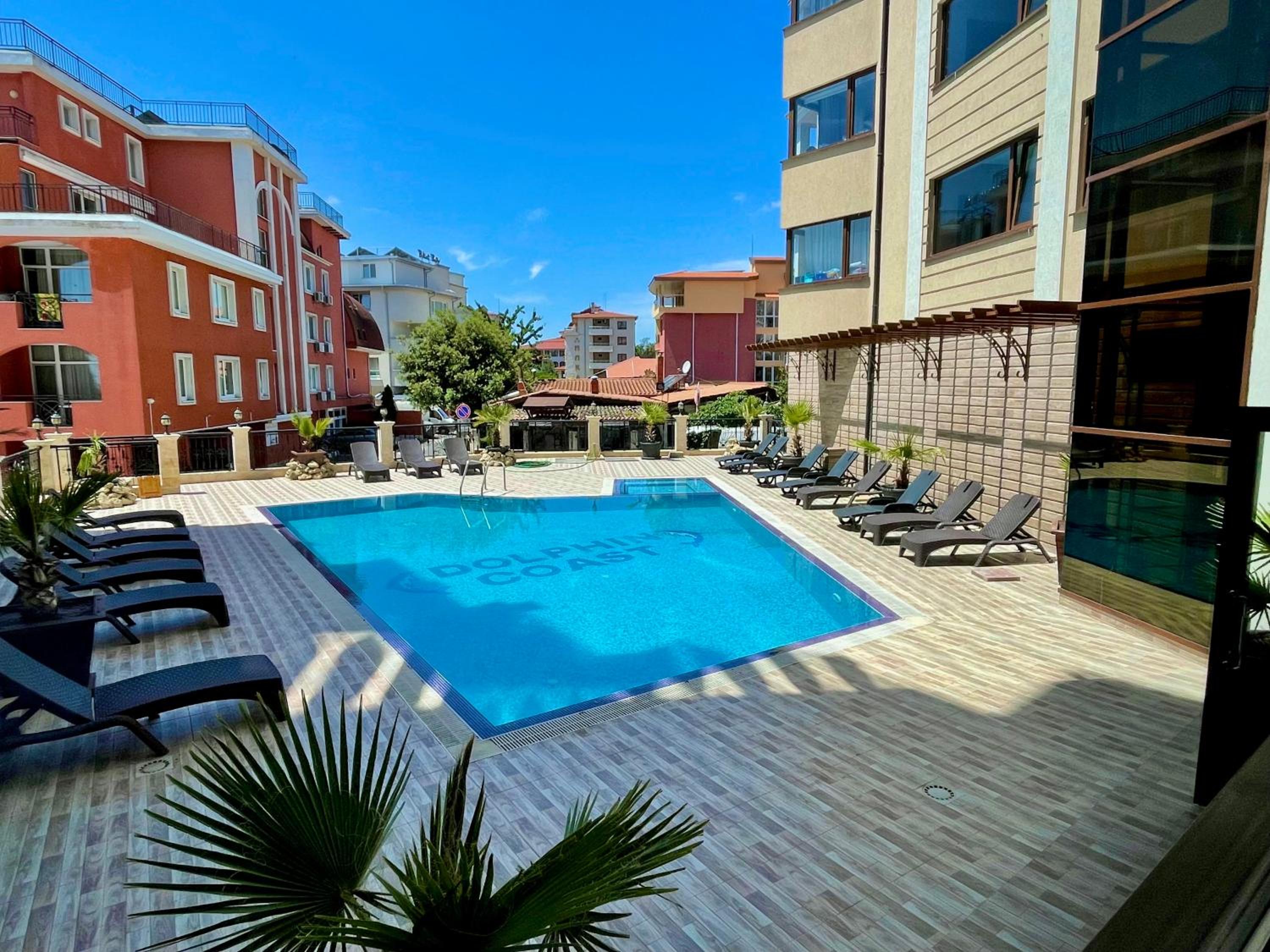 Luxurious 2 BR Appt at the Black Sea Coast