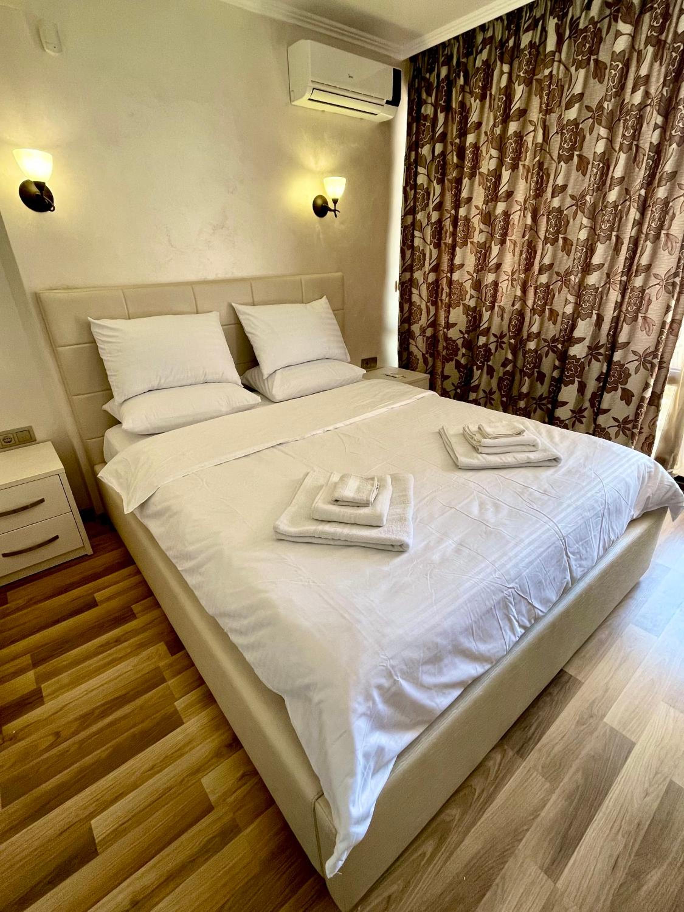 Luxurious 2 BR Appt at the Black Sea Coast