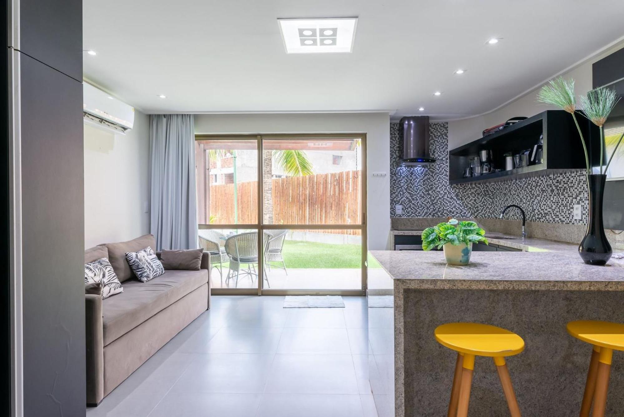 Flat ou Bangalo Luxo Beach Class Beira Mar Muro Alto