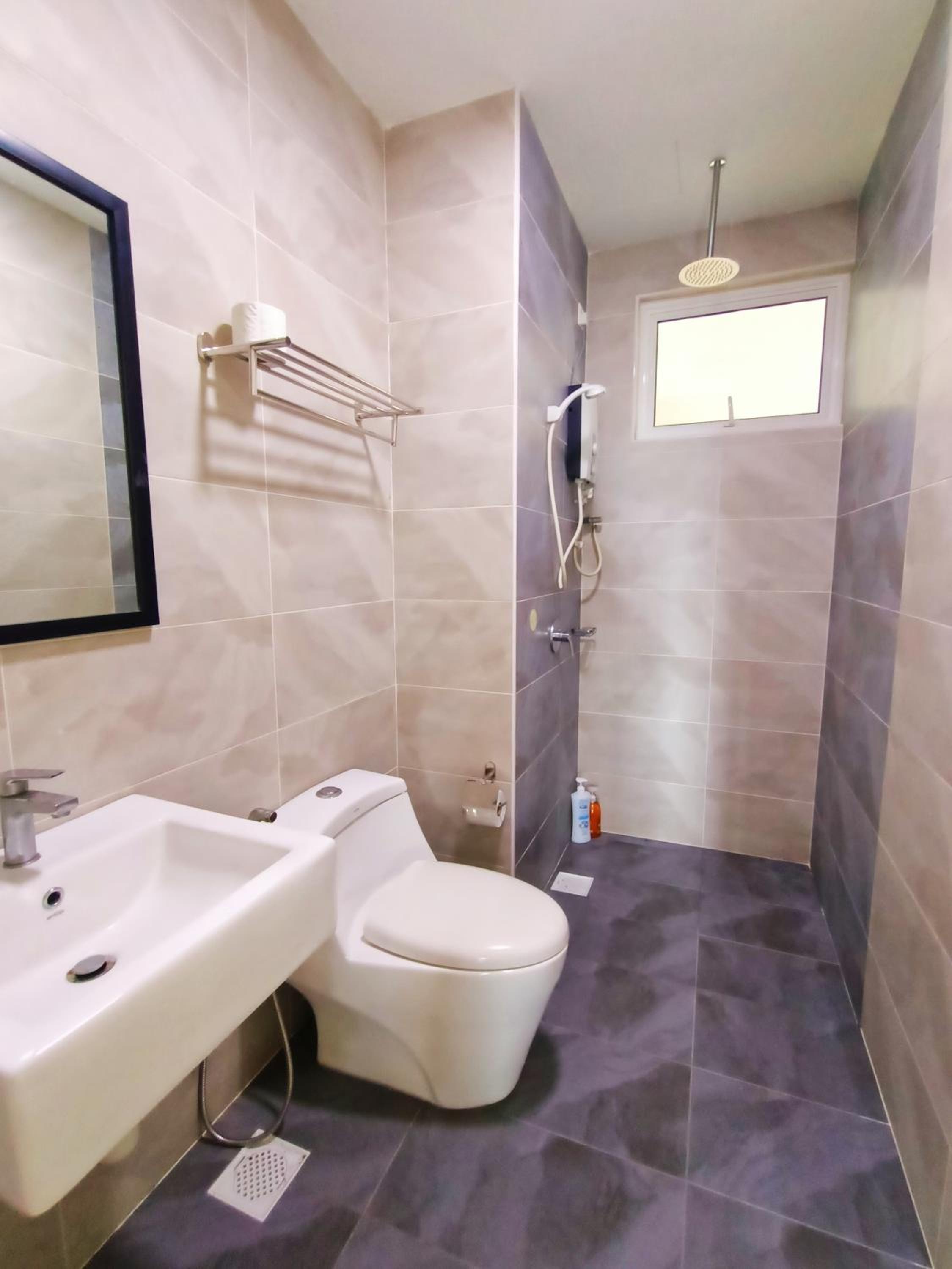 Pinnacle Tower Johor Bahru 3 Bed 2 Bath