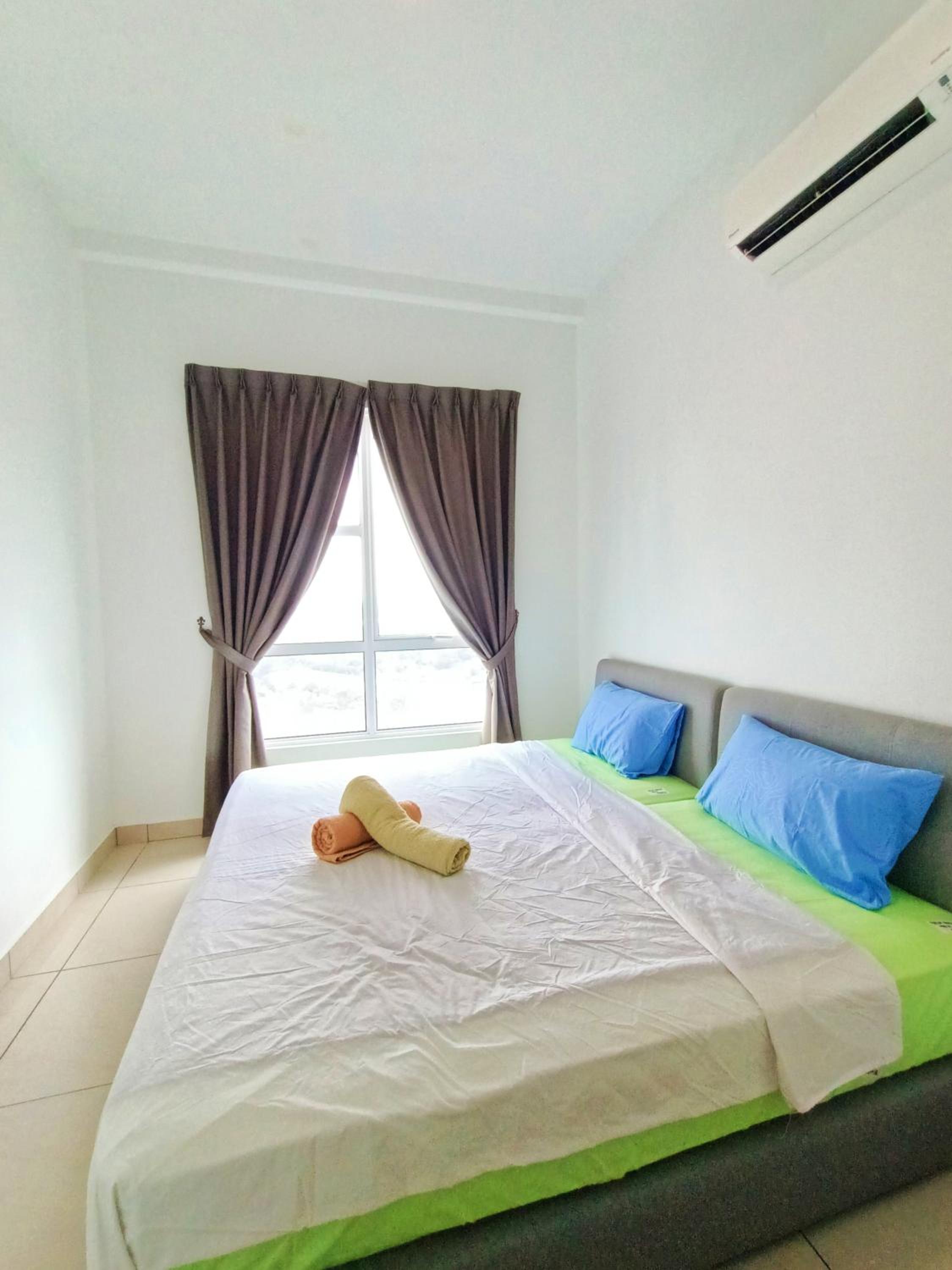 Pinnacle Tower Johor Bahru 3 Bed 2 Bath