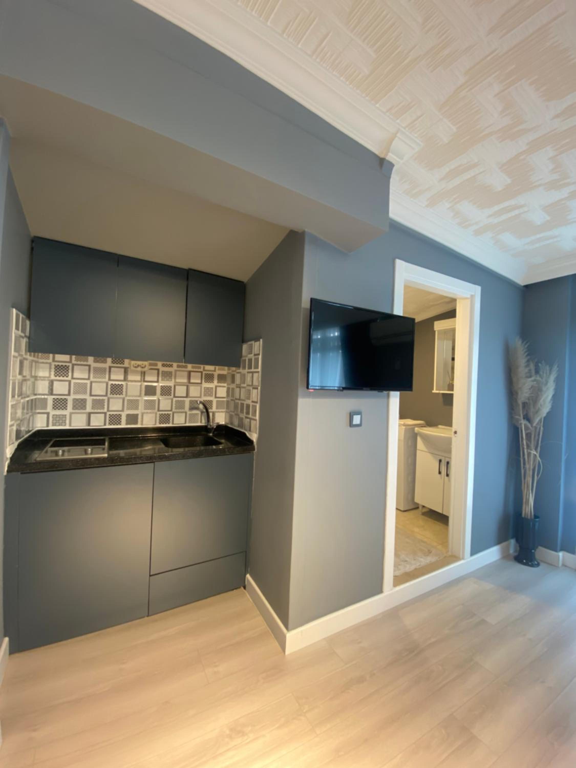 CLK Suites Hotel