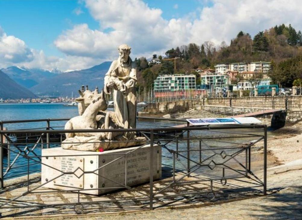Apartment With View Lake Maggiore/Laveno Mombello