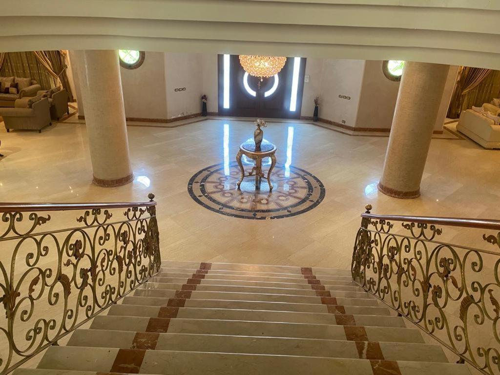 Super luxurious villa with large landscape areas