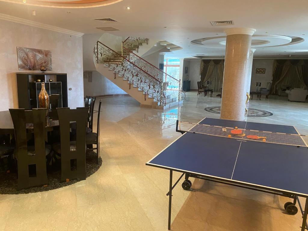 Super luxurious villa with large landscape areas
