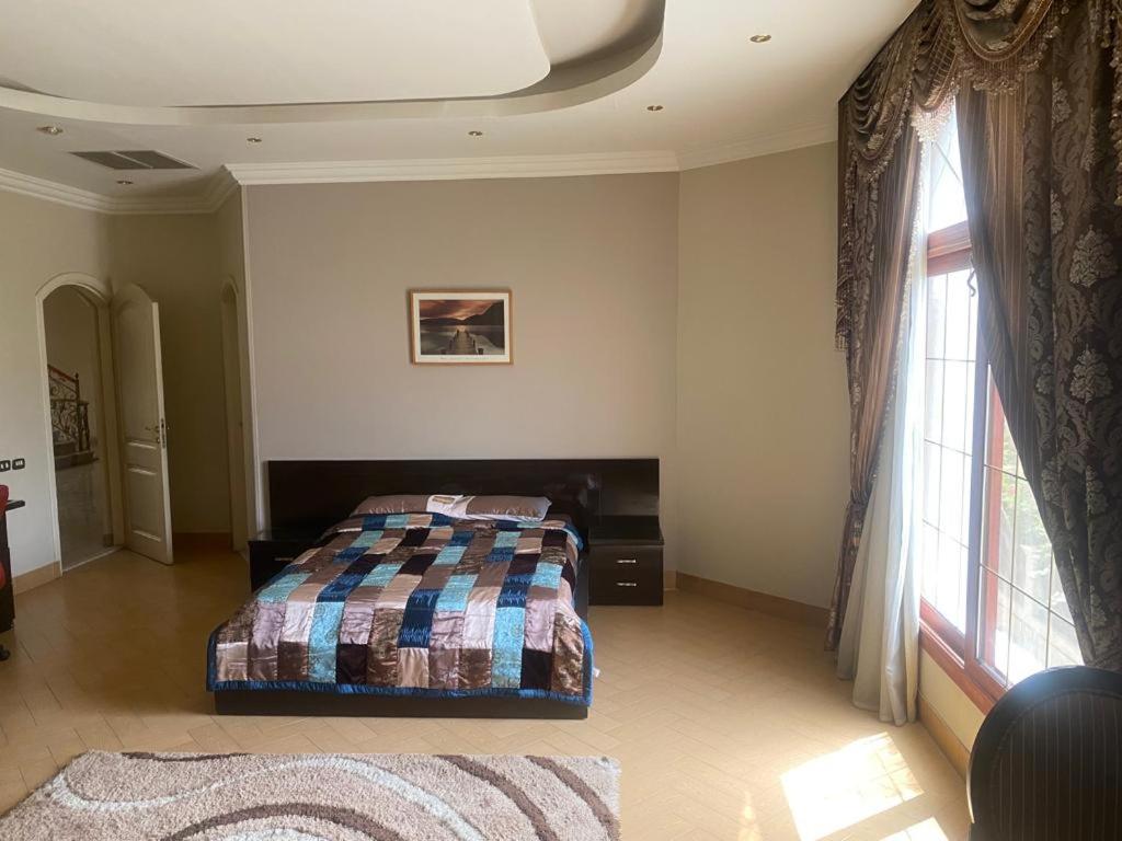 Super luxurious villa with large landscape areas