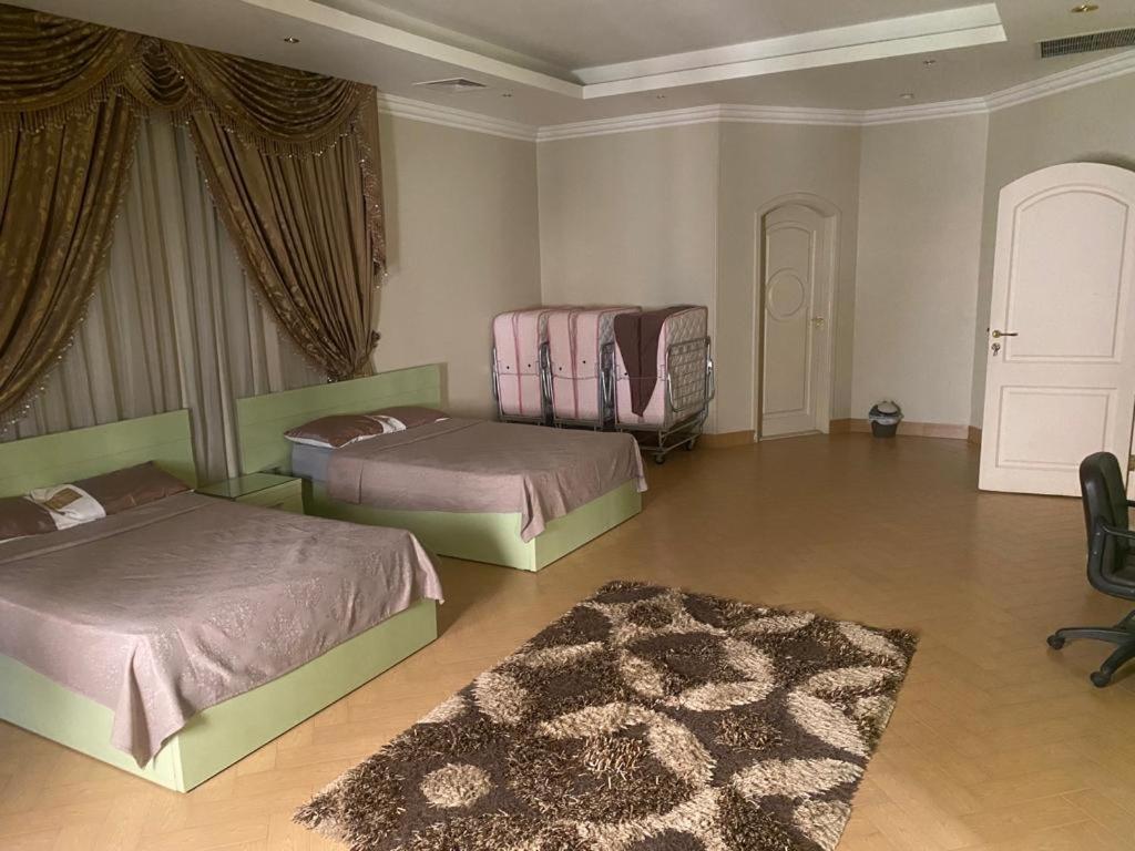 Super luxurious villa with large landscape areas
